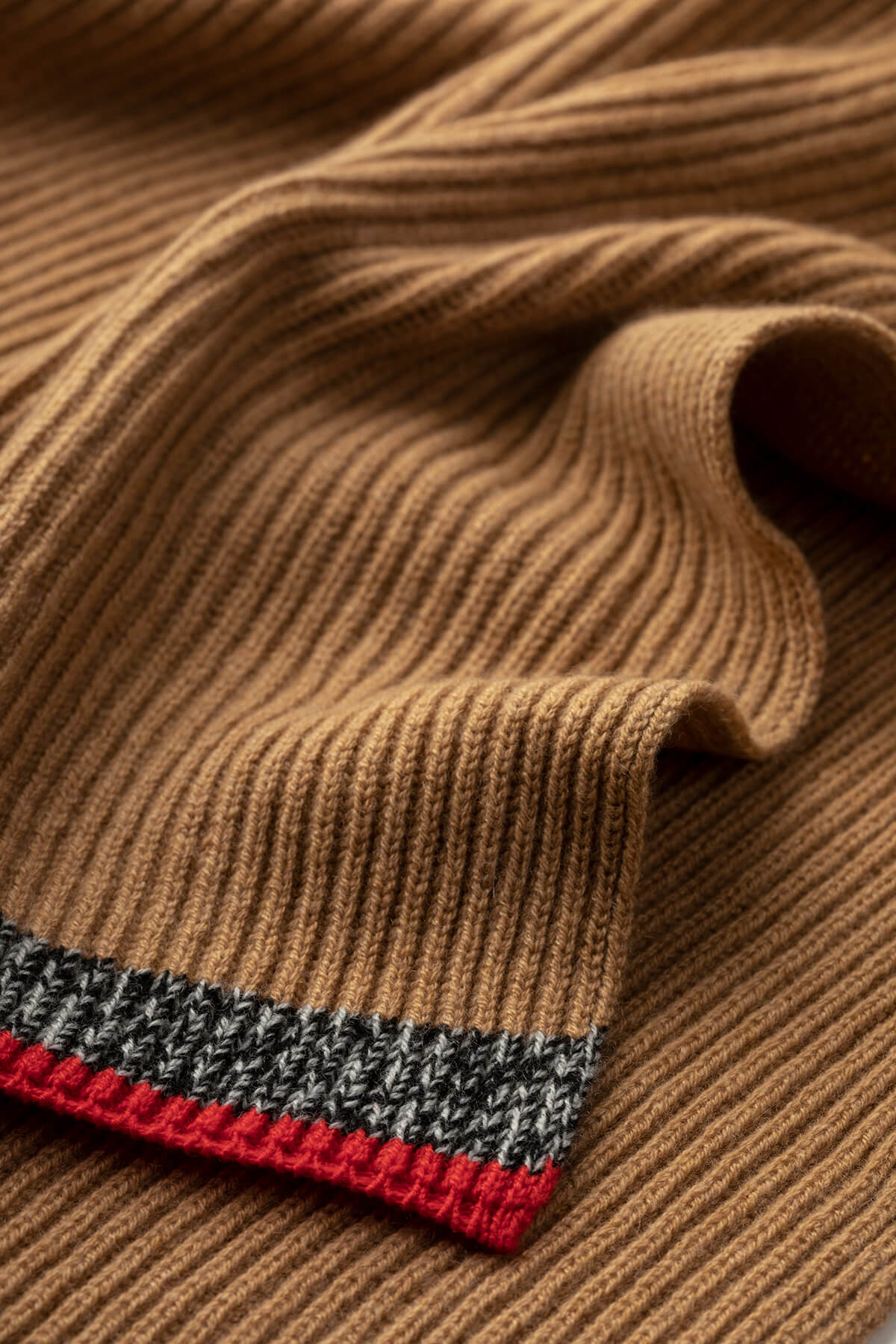 Johnstons of Elgin - Ribbed Cashmere Tipping Camel Scarf