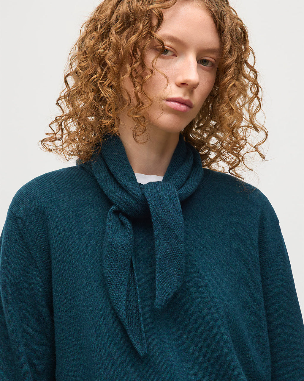 Johnstons of Elgin - Reel Bottle Green Cashmere Bandana