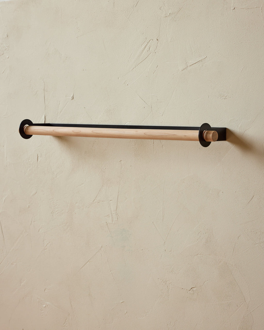 Lostine - Roland Large Towel Bar