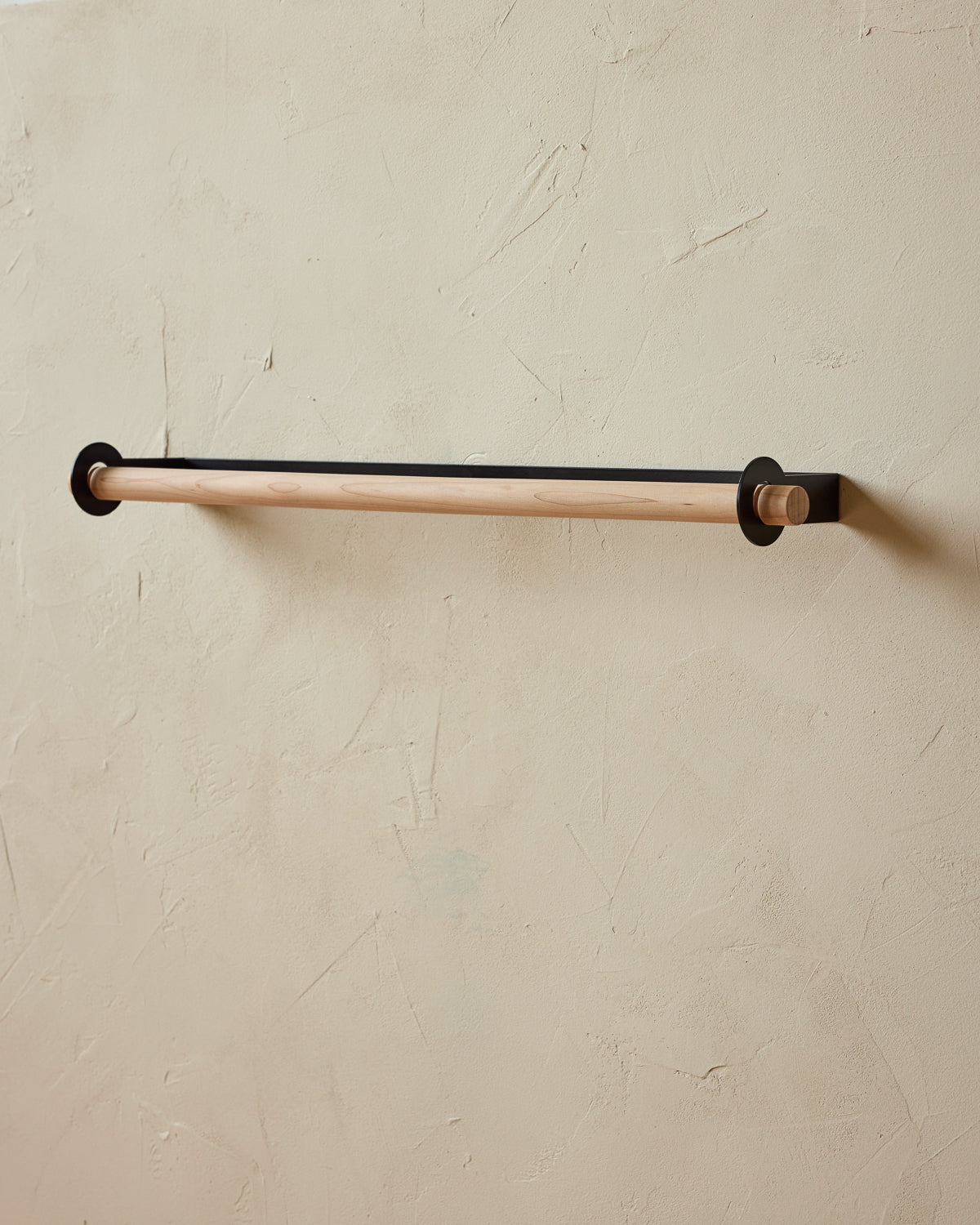 Lostine - Roland Large Towel Bar