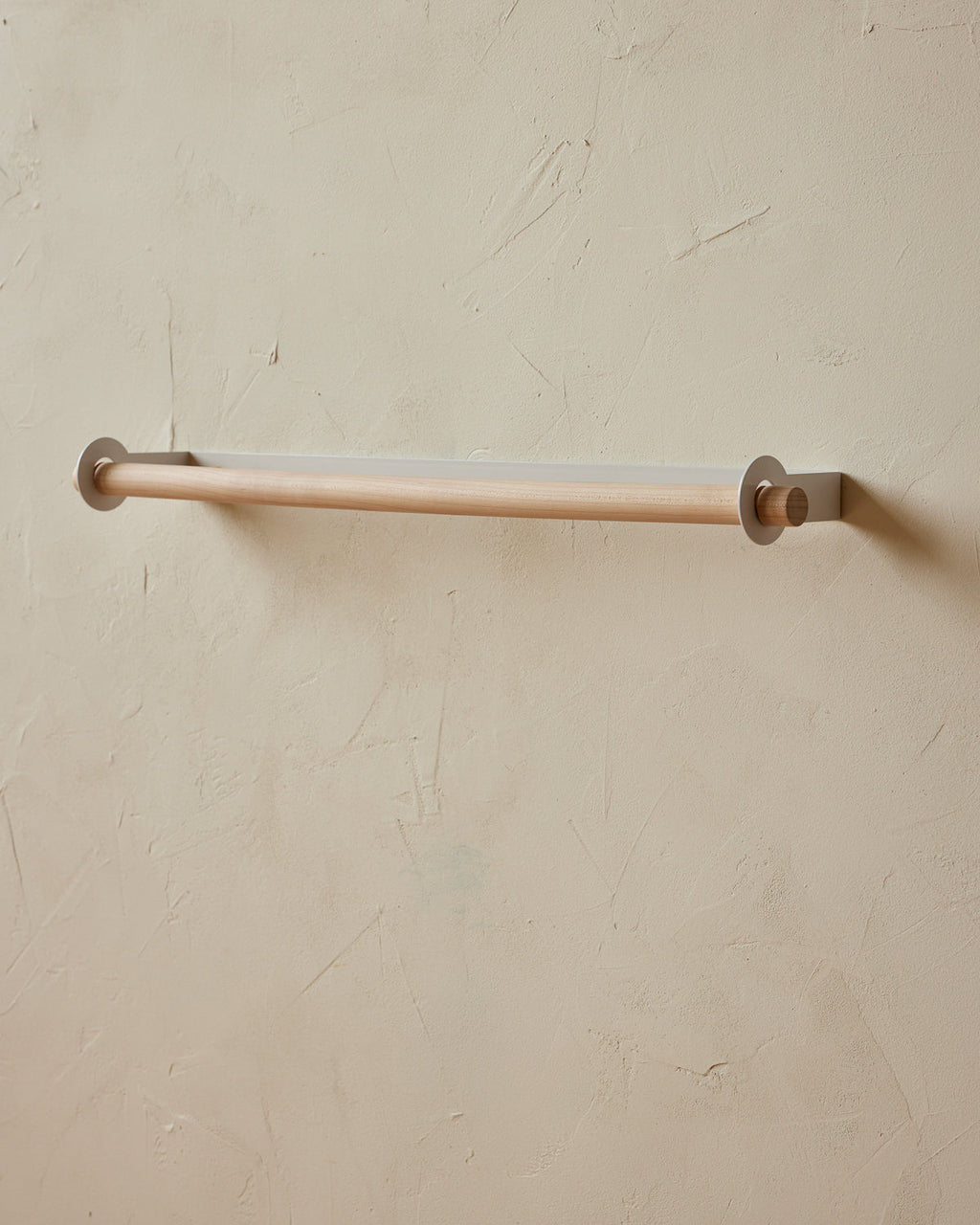 Lostine - Roland Large Towel Bar
