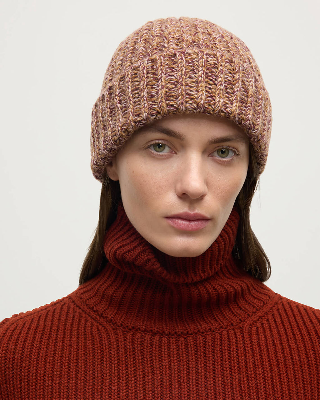 Johnstons of Elgin - Half Cardigan Stich Red Cashmere Beanie
