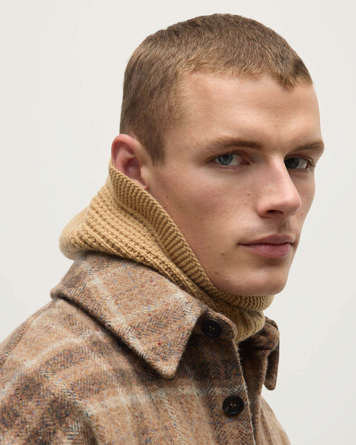 Johnstons of Elgin - Waffle Stitch Camel Cashmere Hood