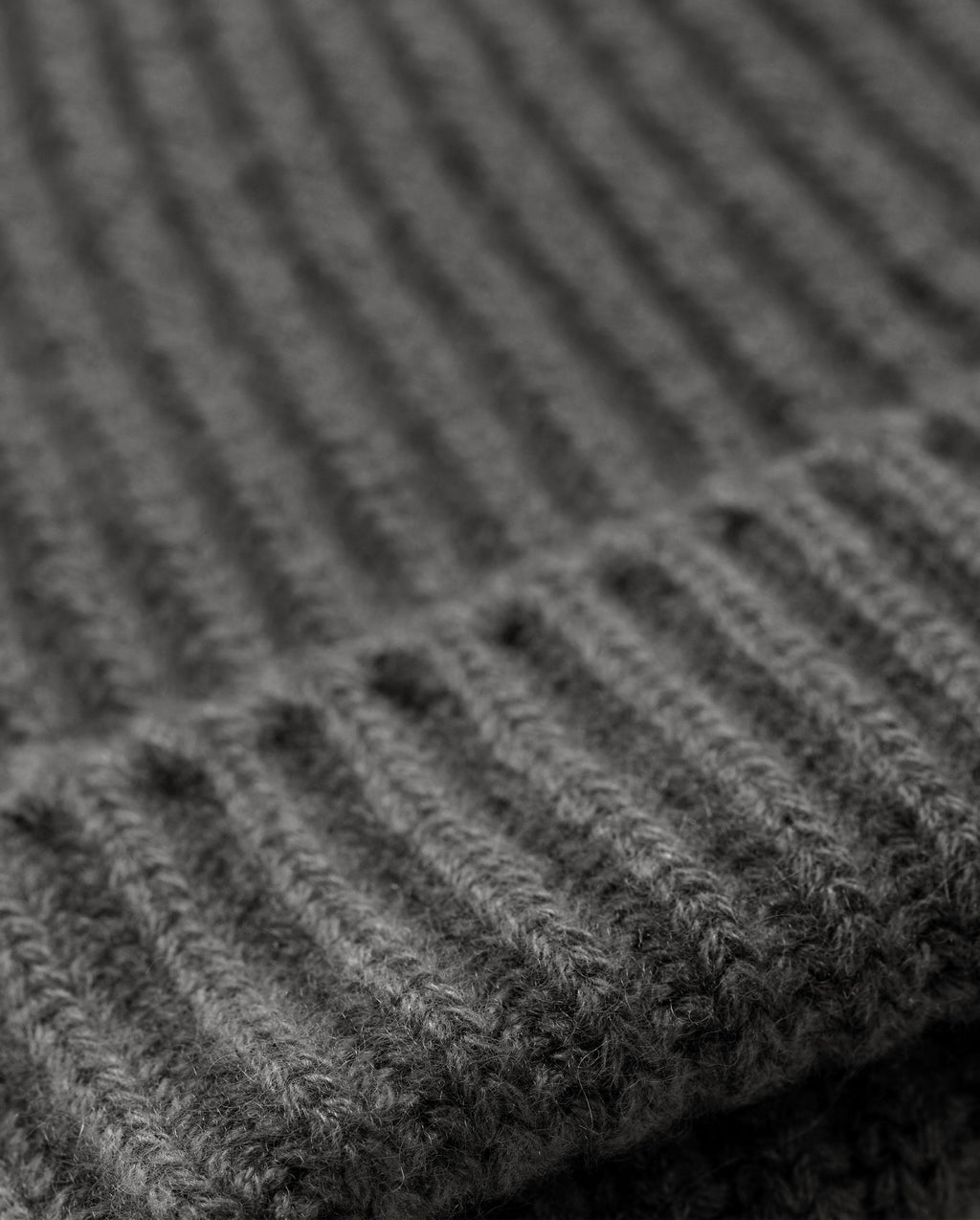Johnstons of Elgin - Lovat Mid Grey Cashmere Hat