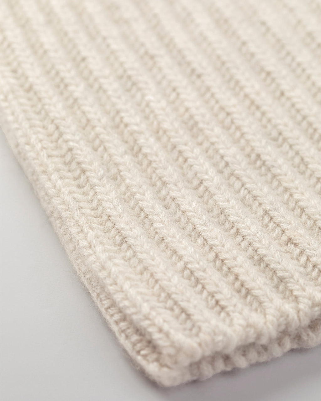 Johnstons of Elgin - Lovat Natural Cashmere Hat
