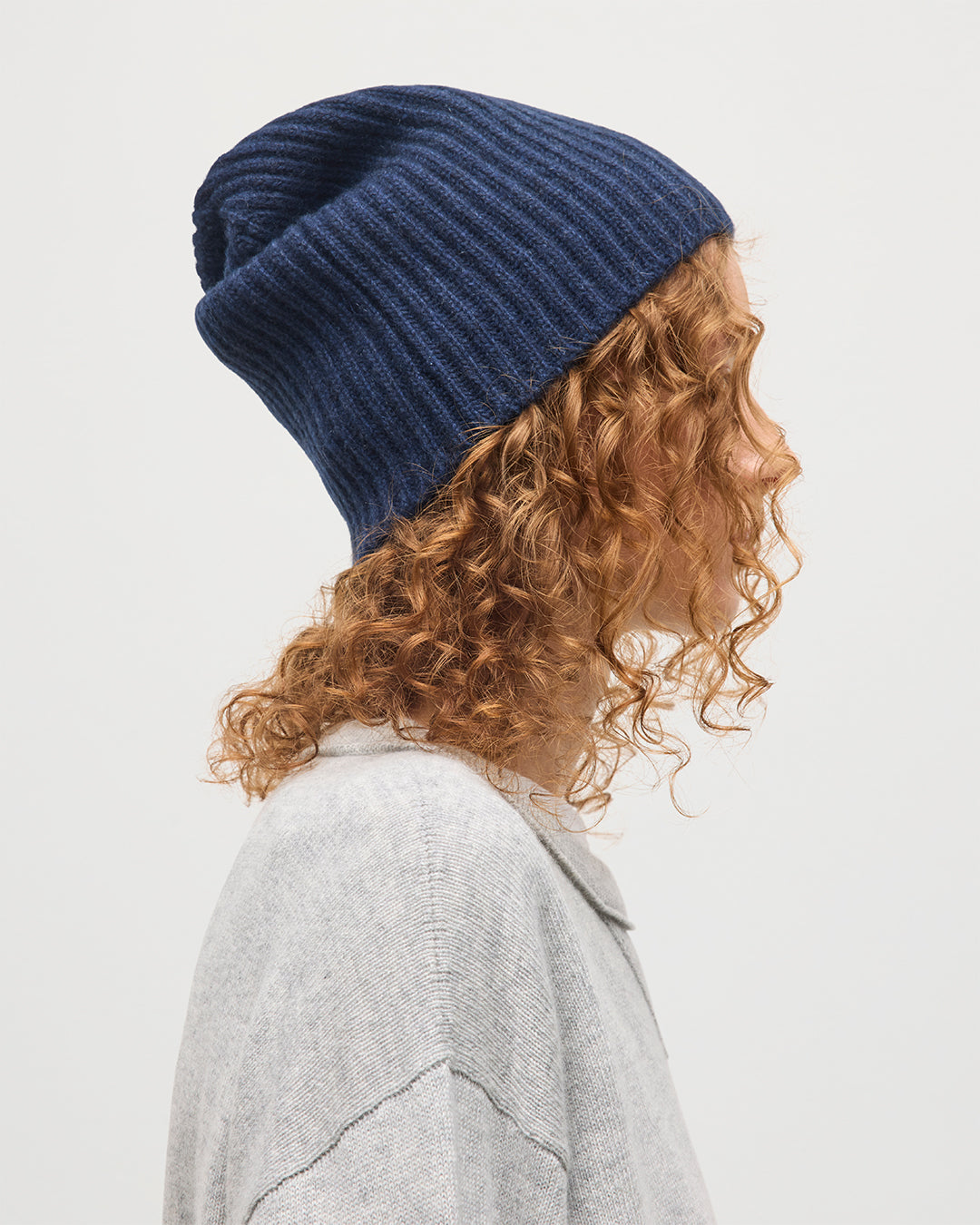 Johnstons of Elgin - Lovat Navy Cashmere Hat