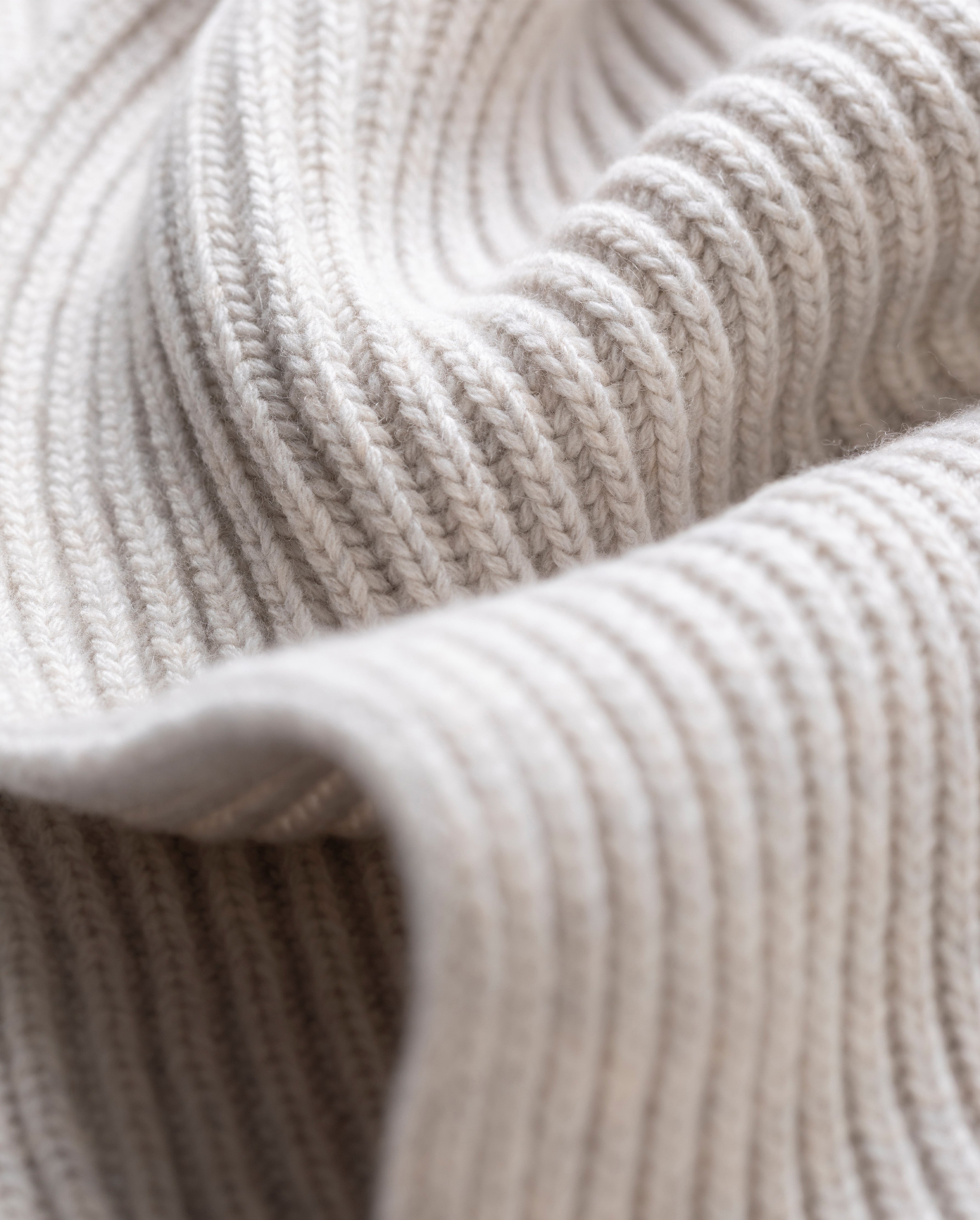 Johnstons of Elgin - Lovat Natural Ribbed Cashmere Scarf