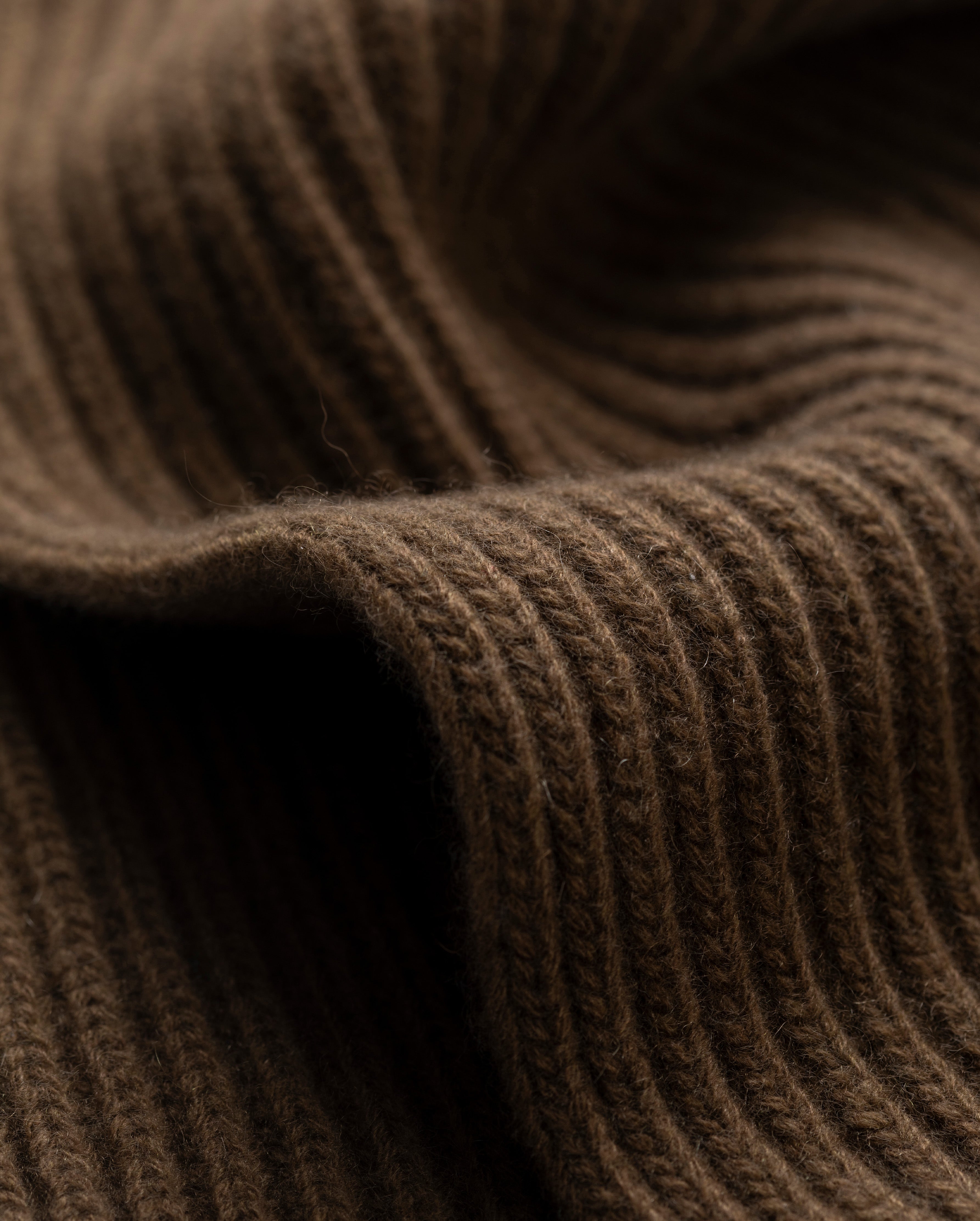 Johnstons of Elgin - Lovat Green Ribbed Cashmere Scarf