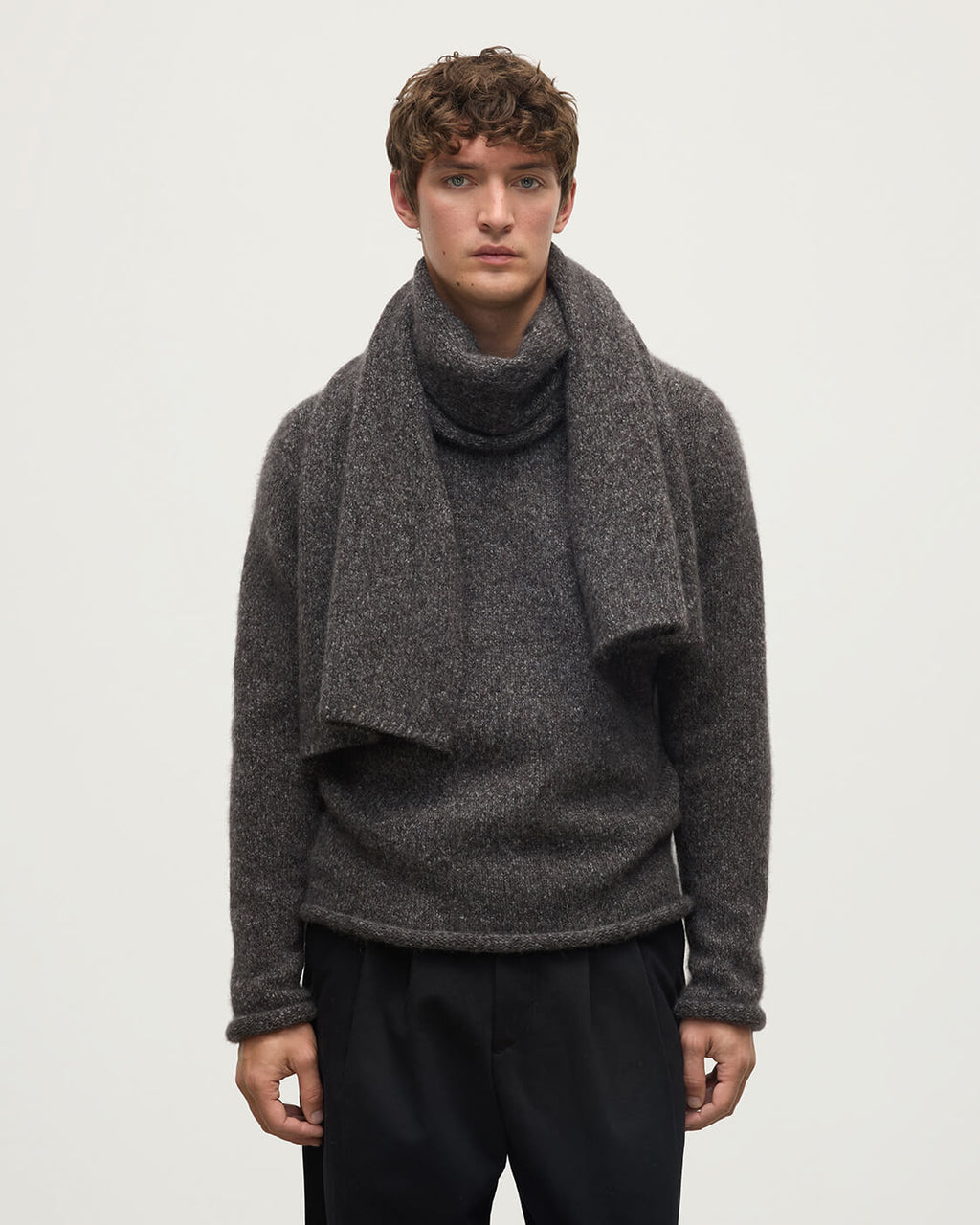 Johnstons of Elgin - Cashmere Bouclé Dark Grey Scarf