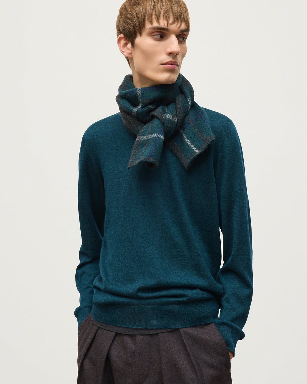 Johnstons of Elgin - Baird Charcoal Brushed Cashmere - Silk Scarf