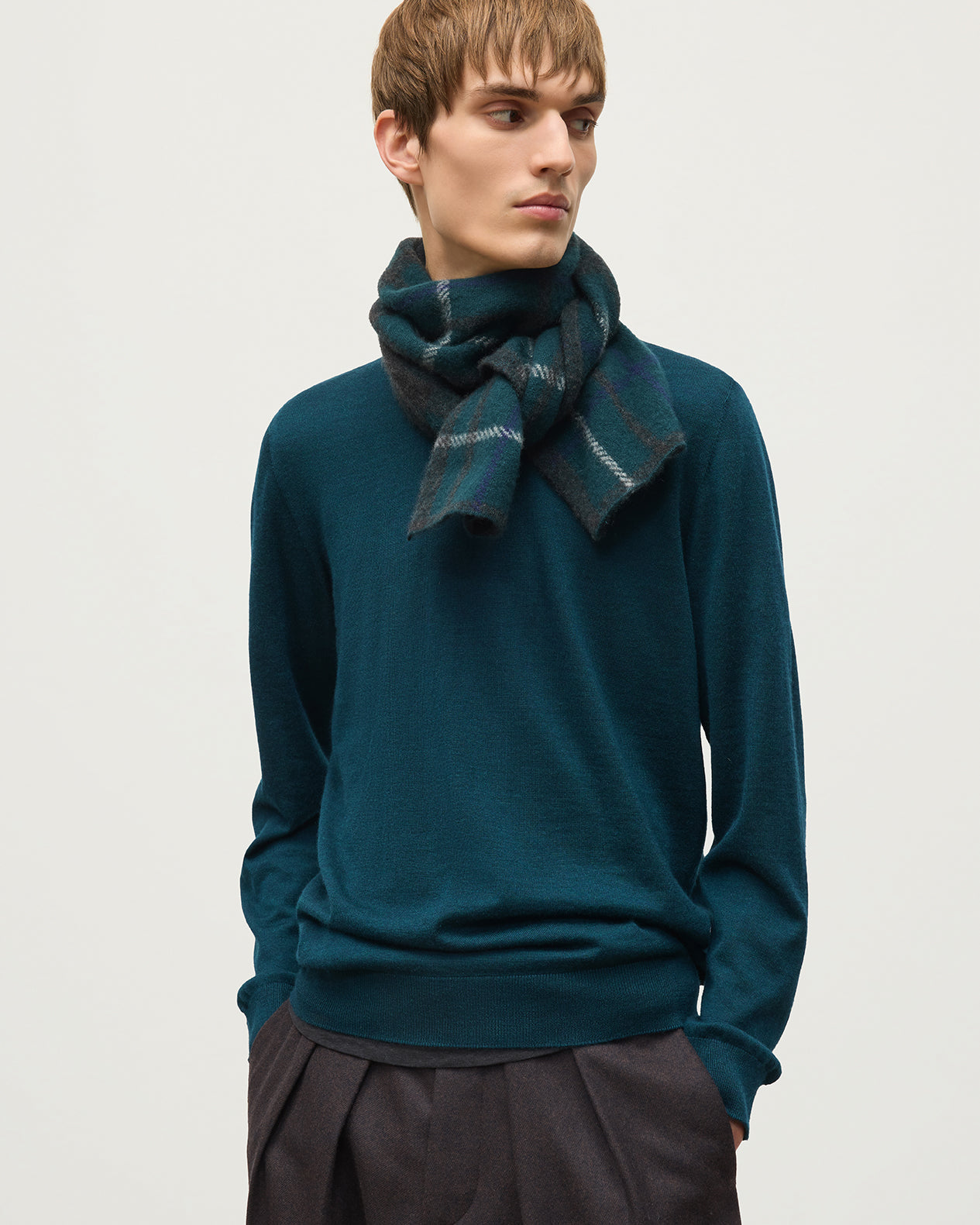 Johnstons of Elgin - Baird Charcoal Brushed Cashmere - Silk Scarf