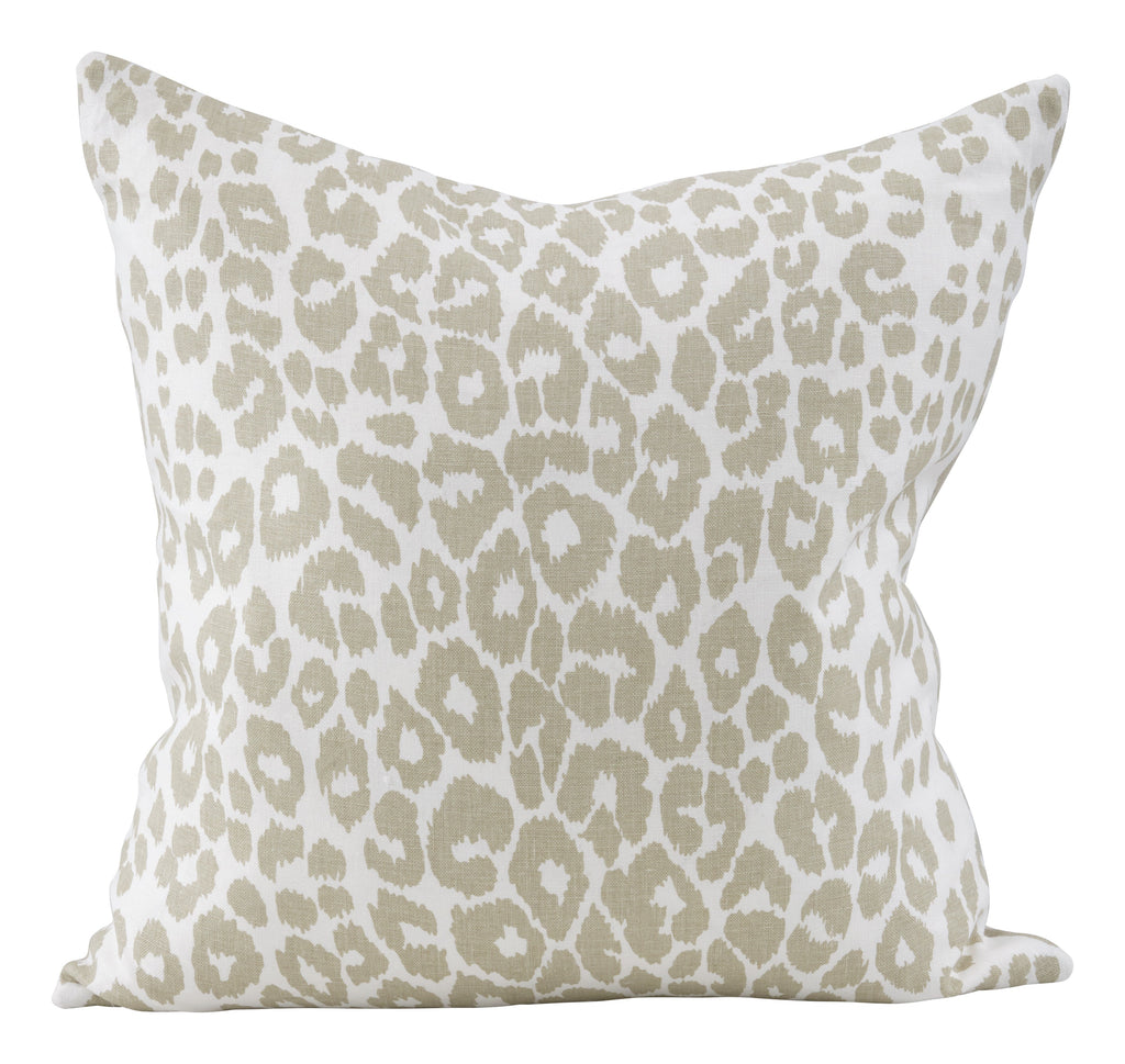 Jayson Home - Schumacher Iconic Leopard White Pillows