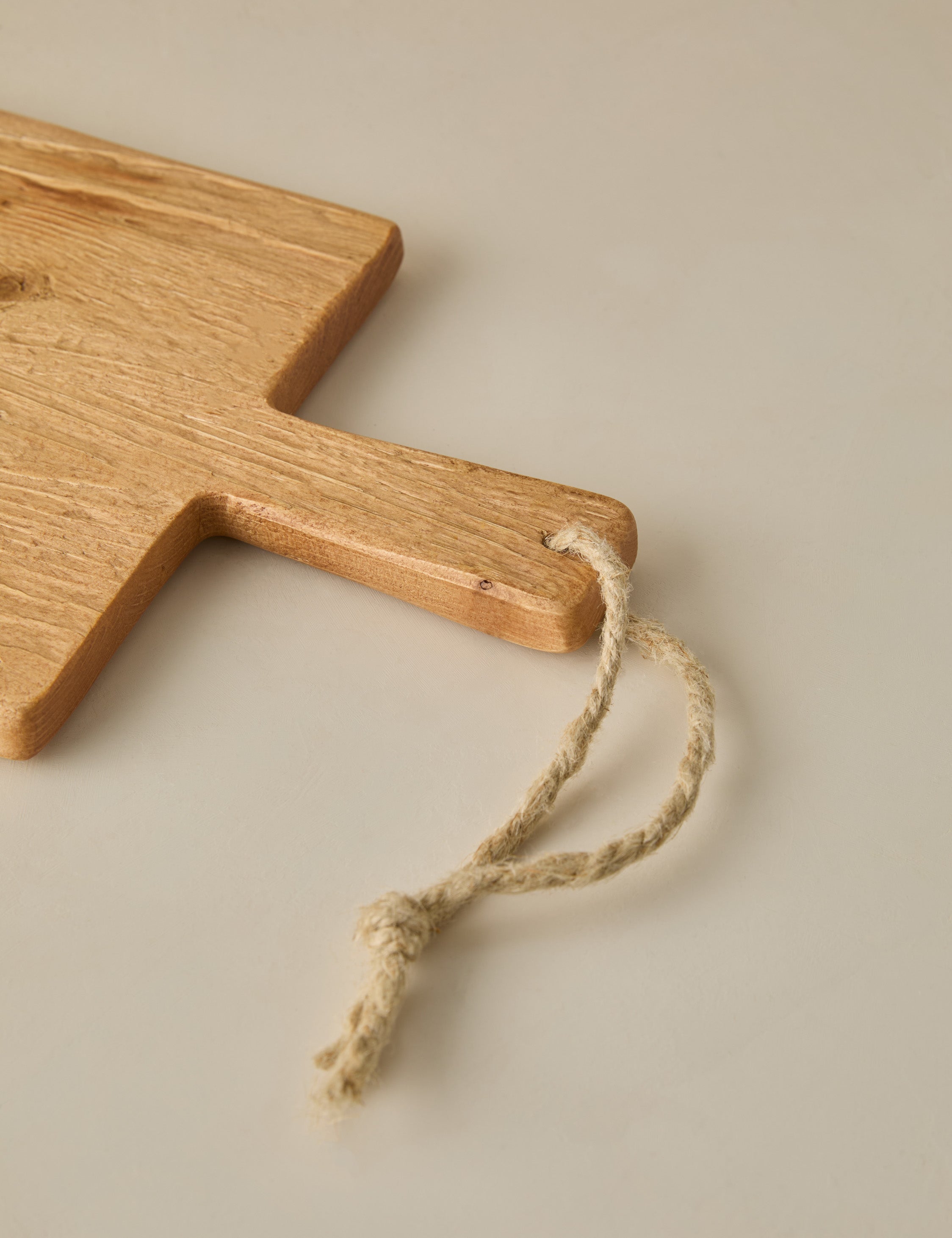 Lulu and Georgia - Handcrafted Rectangular Pine Charcuterie Board by etúHOME