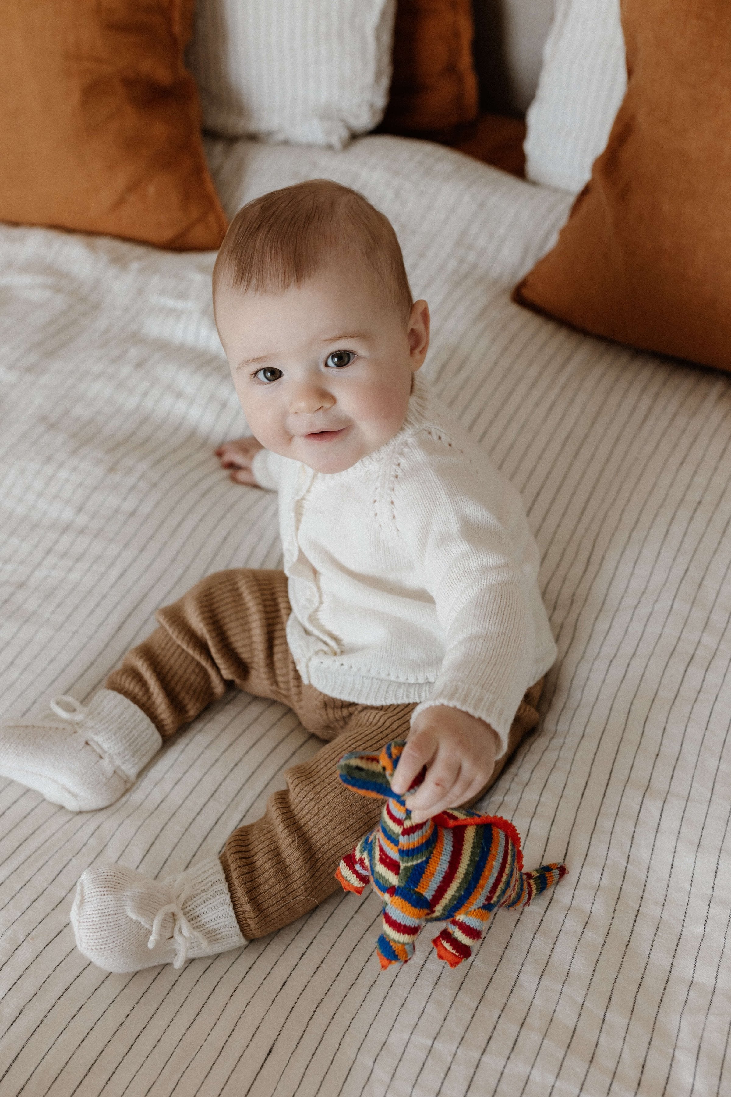 Johnstons of Elgin - White Cashmere Baby Cardigan