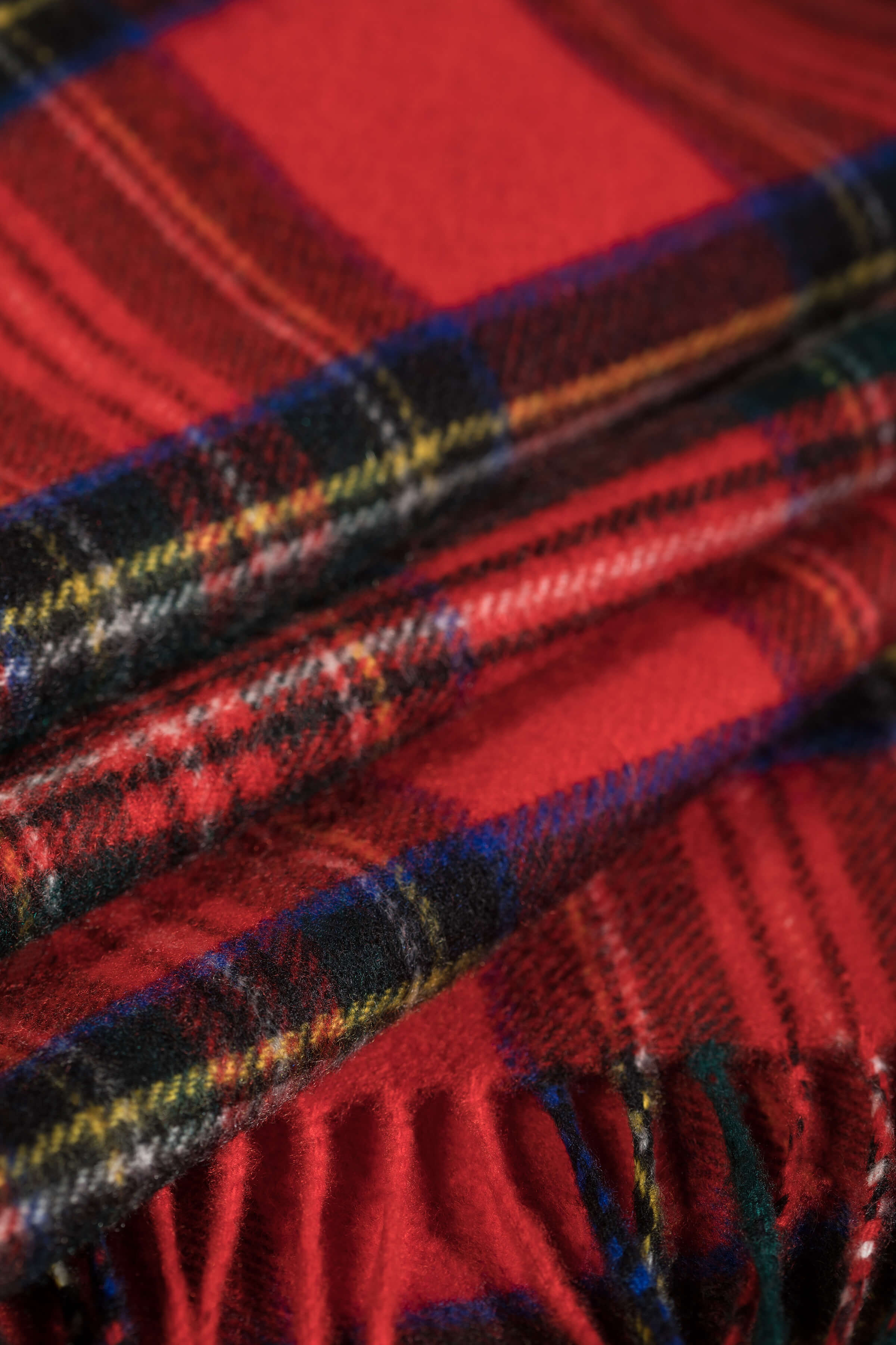 Johnstons of Elgin - Royal Stewart Tartan Cashmere Stole