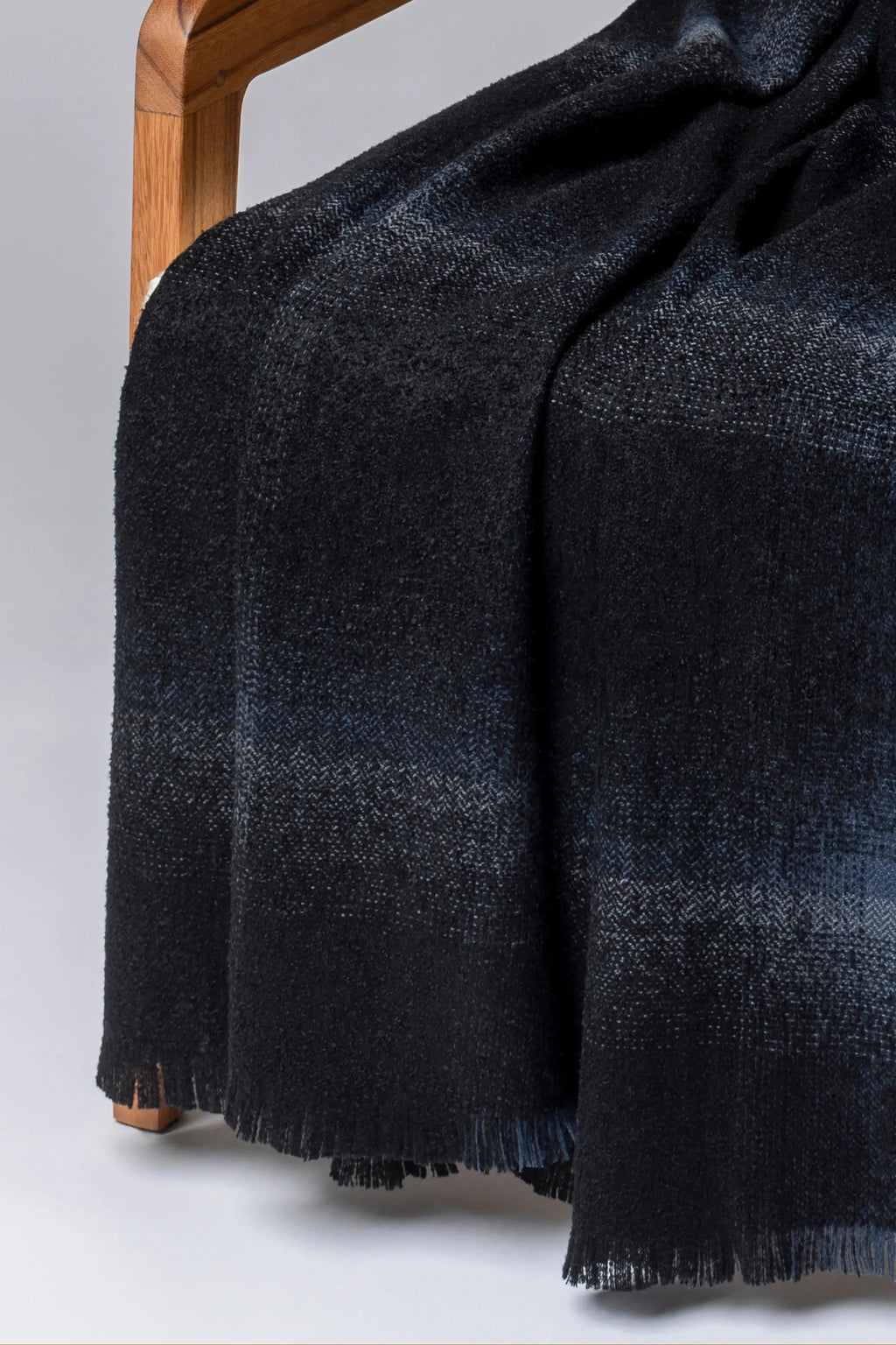 Johnstons of Elgin - Blurred Cashmere Silk Bouclé Throw in Black