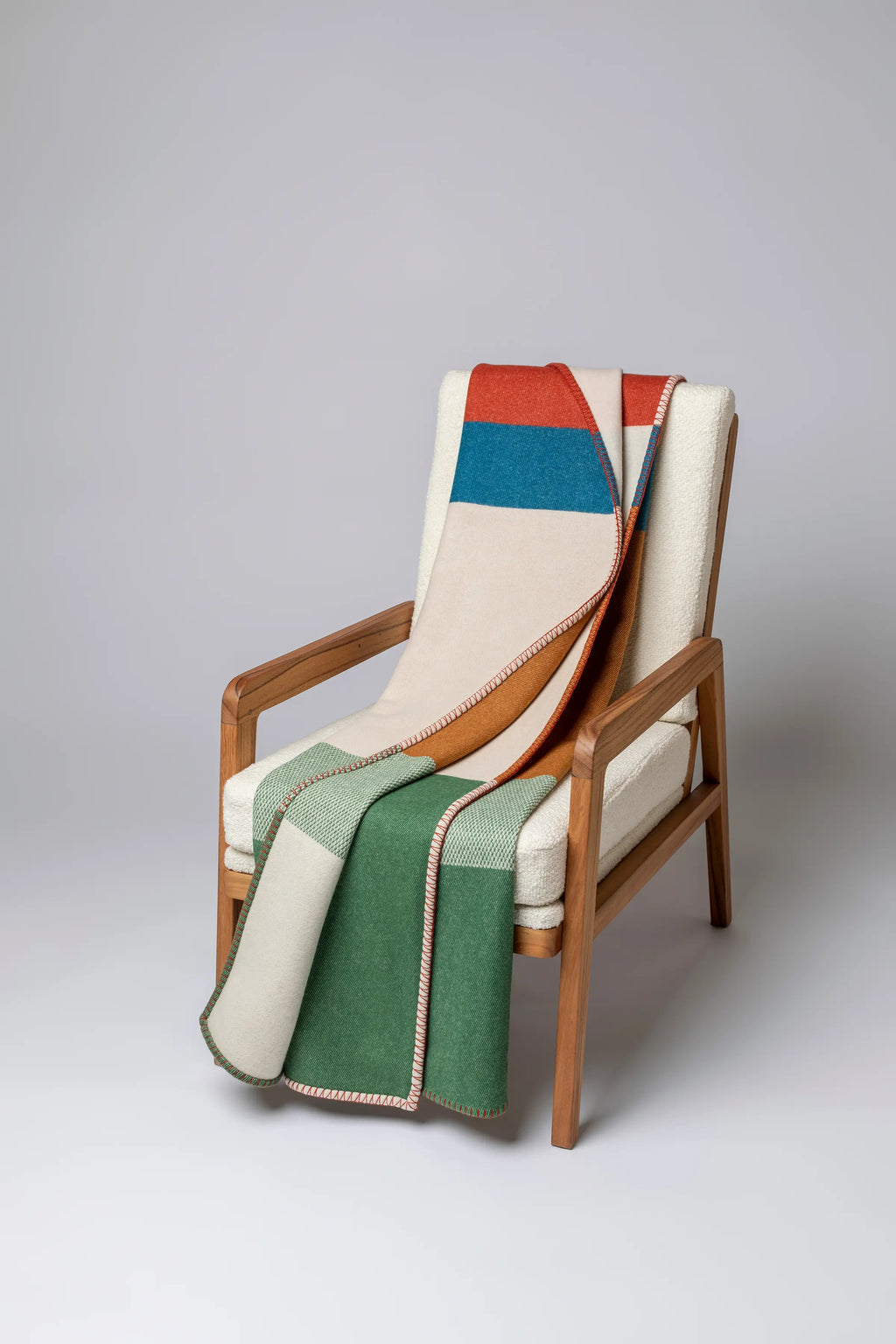 Johnstons of Elgin - Blanket Stitched Block Jacquard Throw