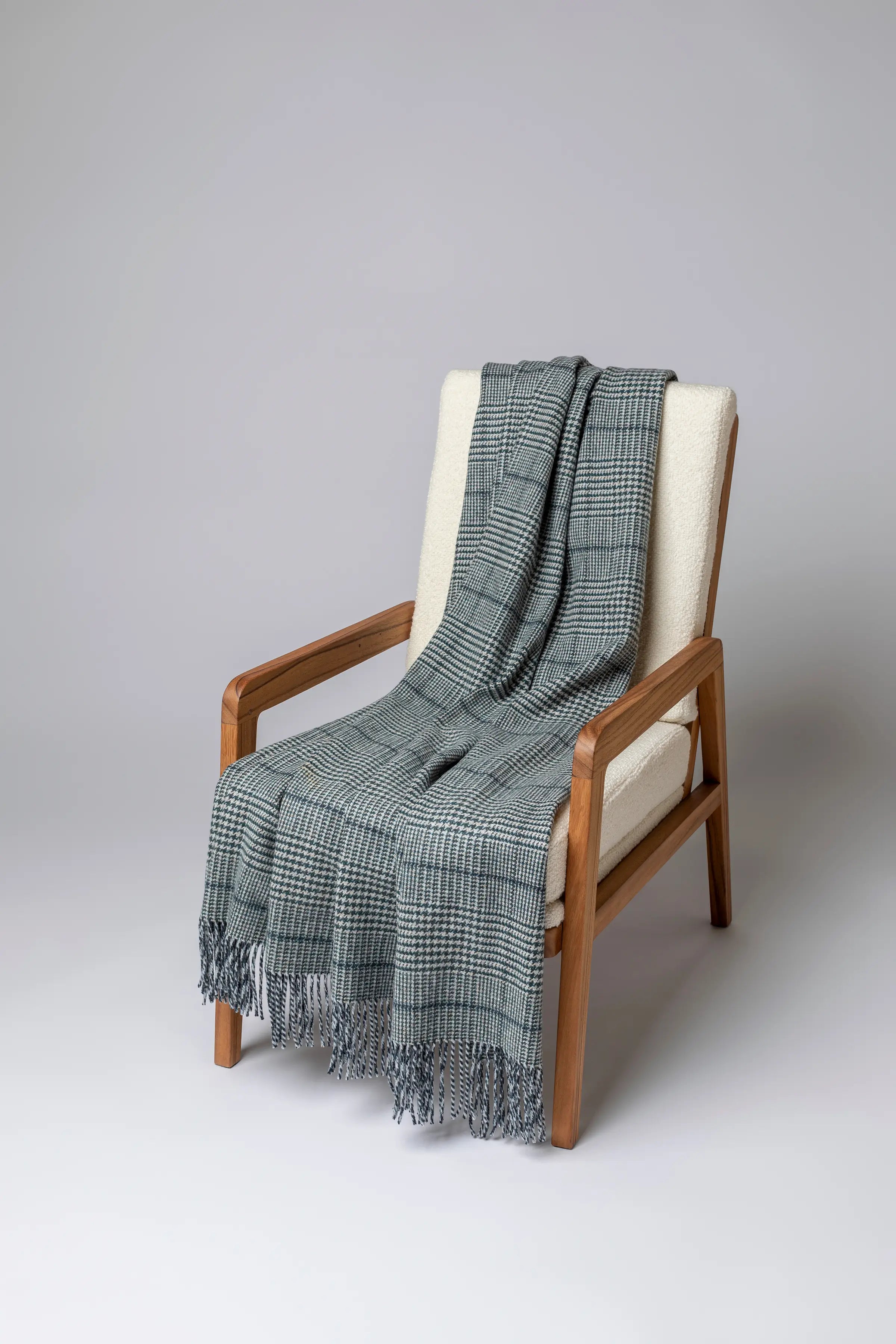 Johnstons of Elgin - Tweed Glen Check Wool Throw in Green
