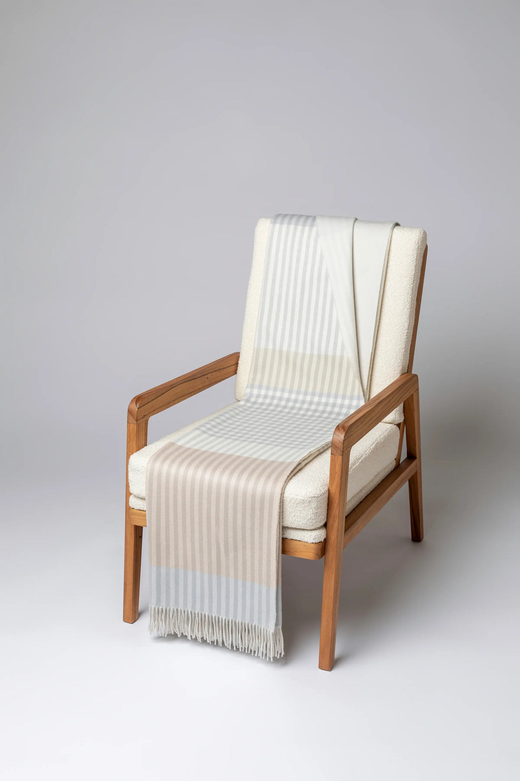Johnstons of Elgin - Check Reversible Cashmere Throw in Heron