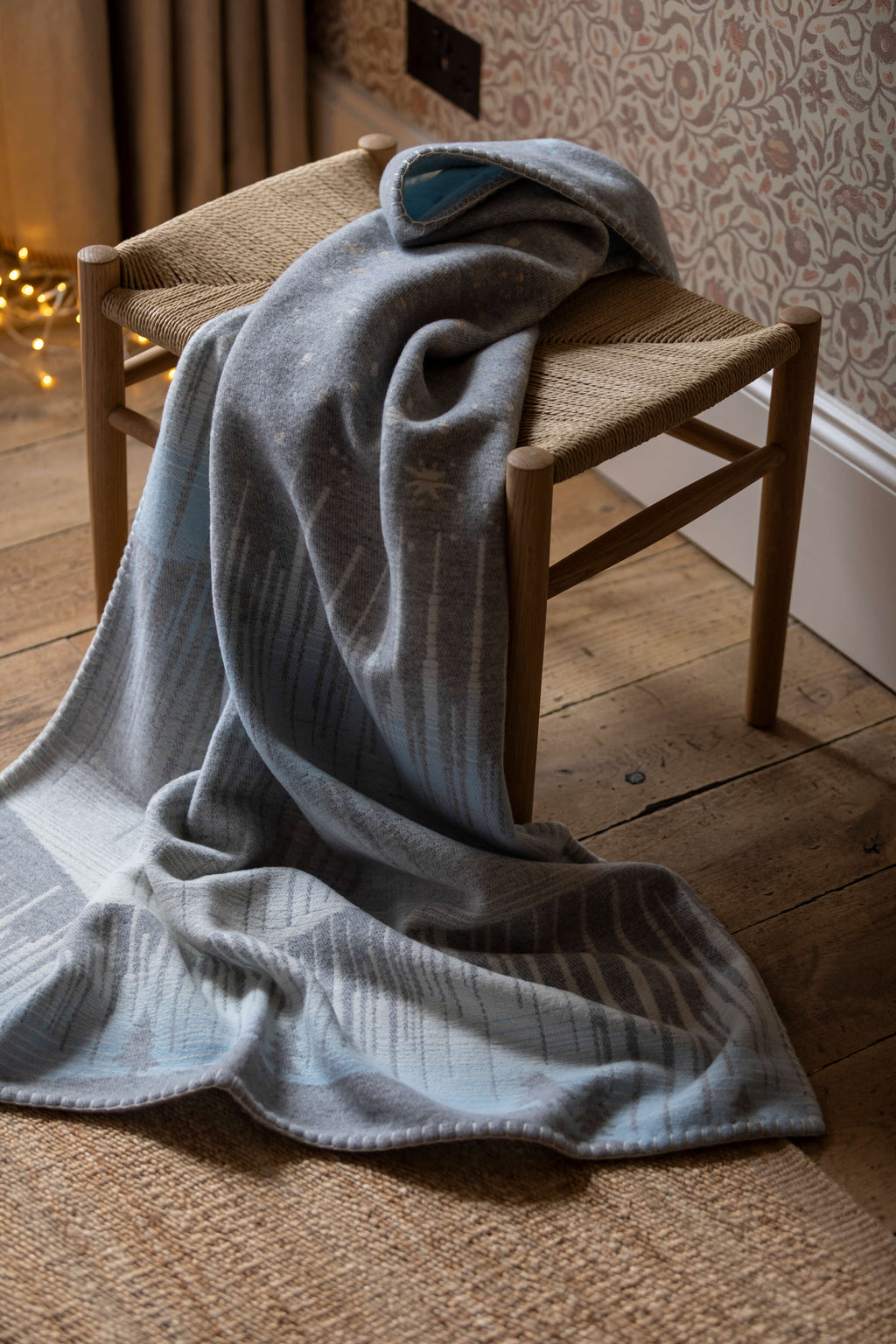 Johnstons of Elgin - Children's Blanket in Aurora