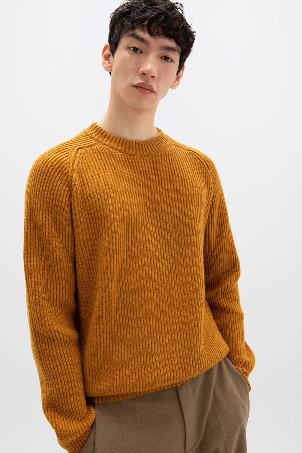 Johnstons of Elgin - Dark Yellow Cashmere Ribbed Crew Neck Jumper