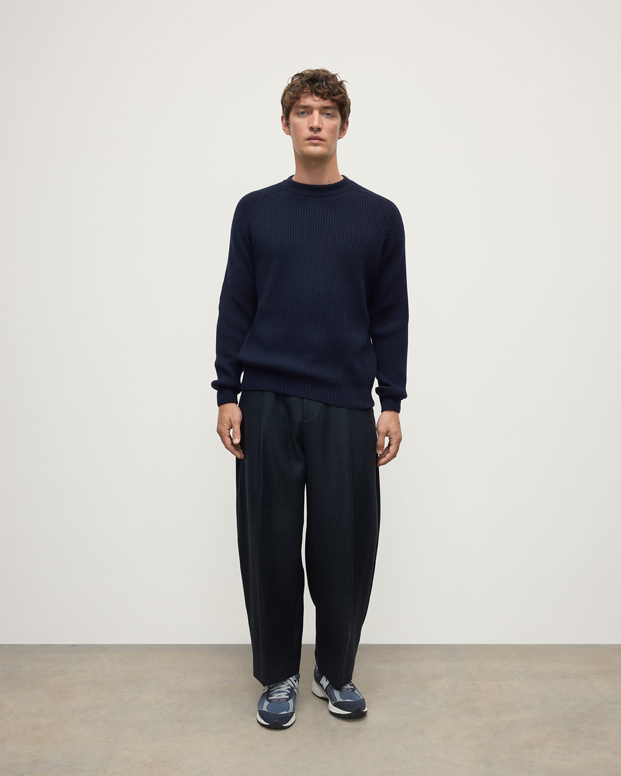 Johnstons of Elgin - Contrast Neck Dark Navy Cashmere Jumper