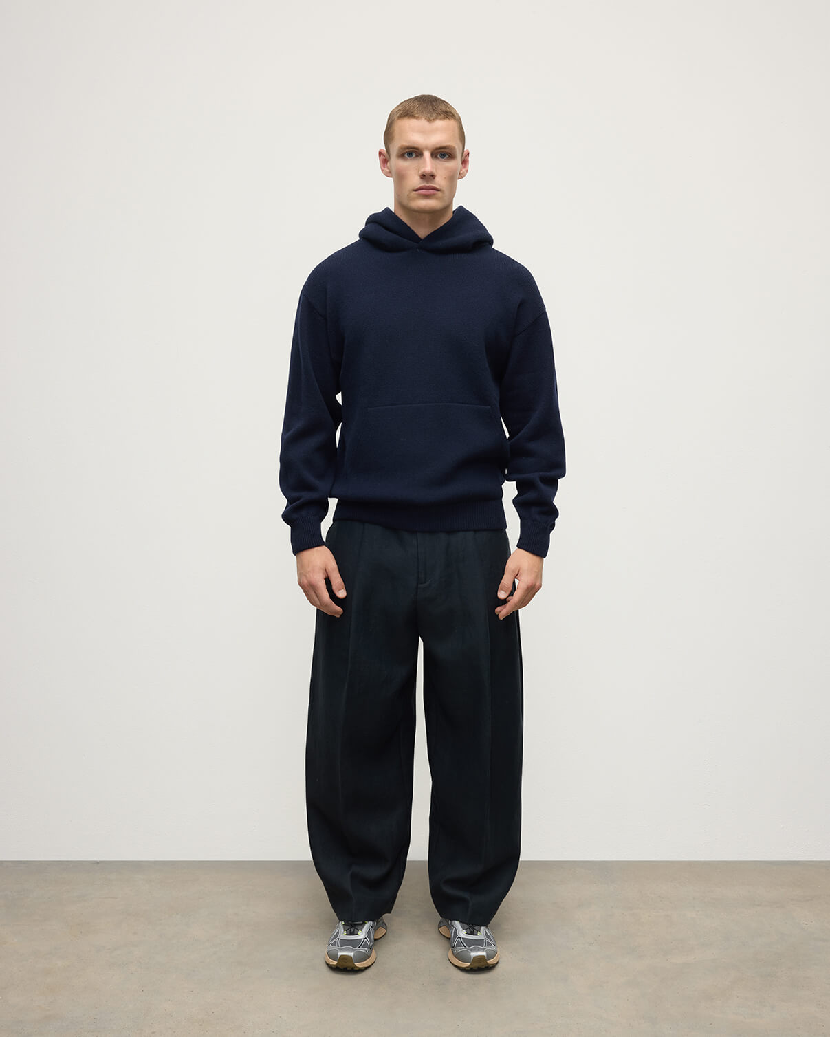 Johnstons of Elgin - Dark Navy Cashmere Hoodie