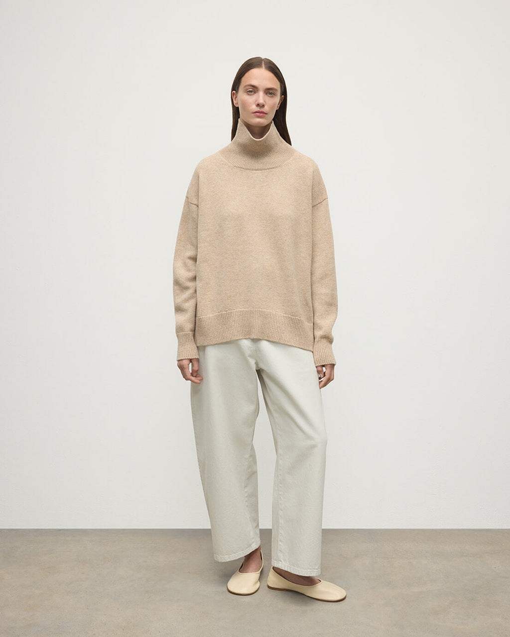 Johnstons of Elgin - Cashmere Natural Roll Neck Jumper