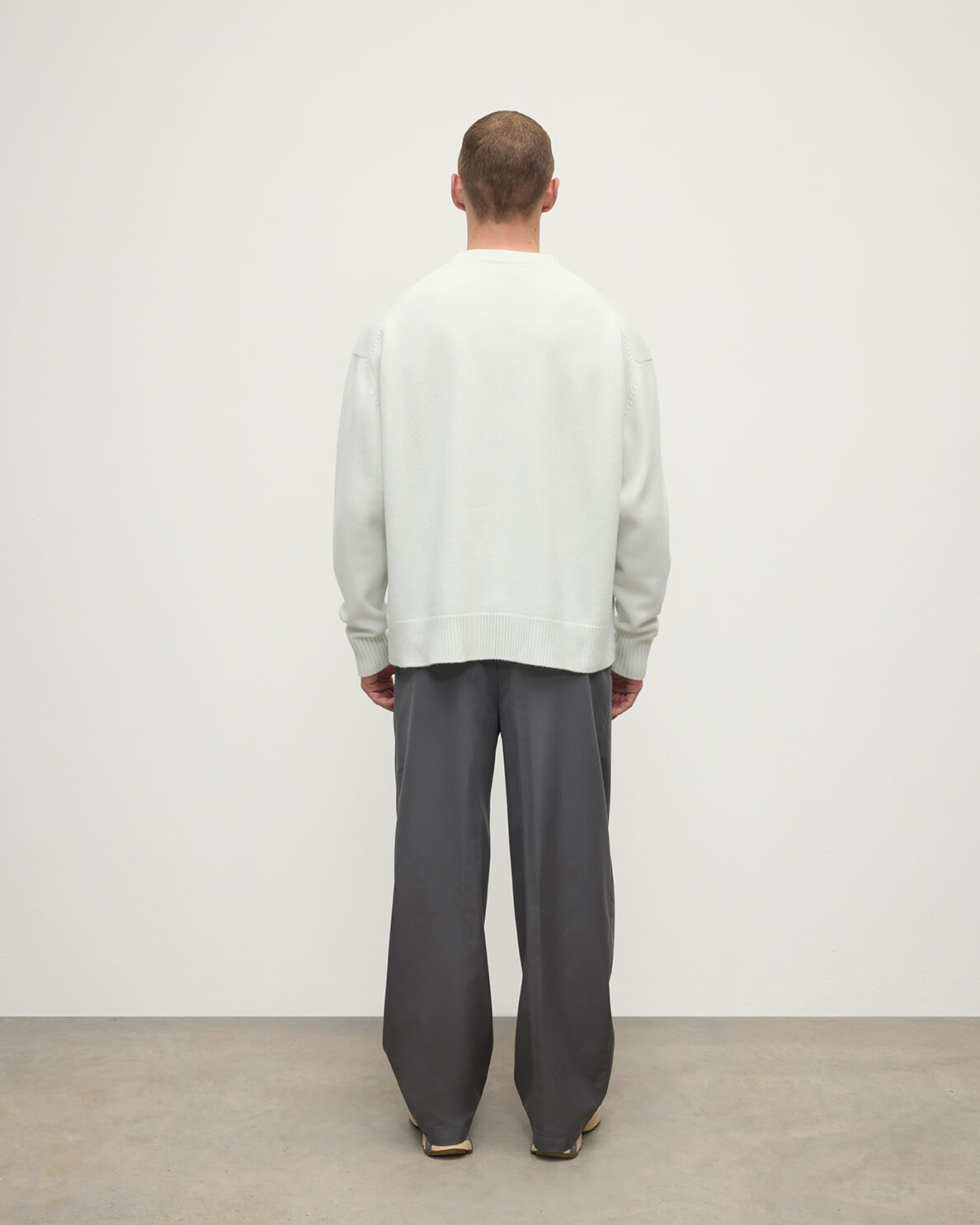 Johnstons of Elgin - Oversized White Cashmere Jumper