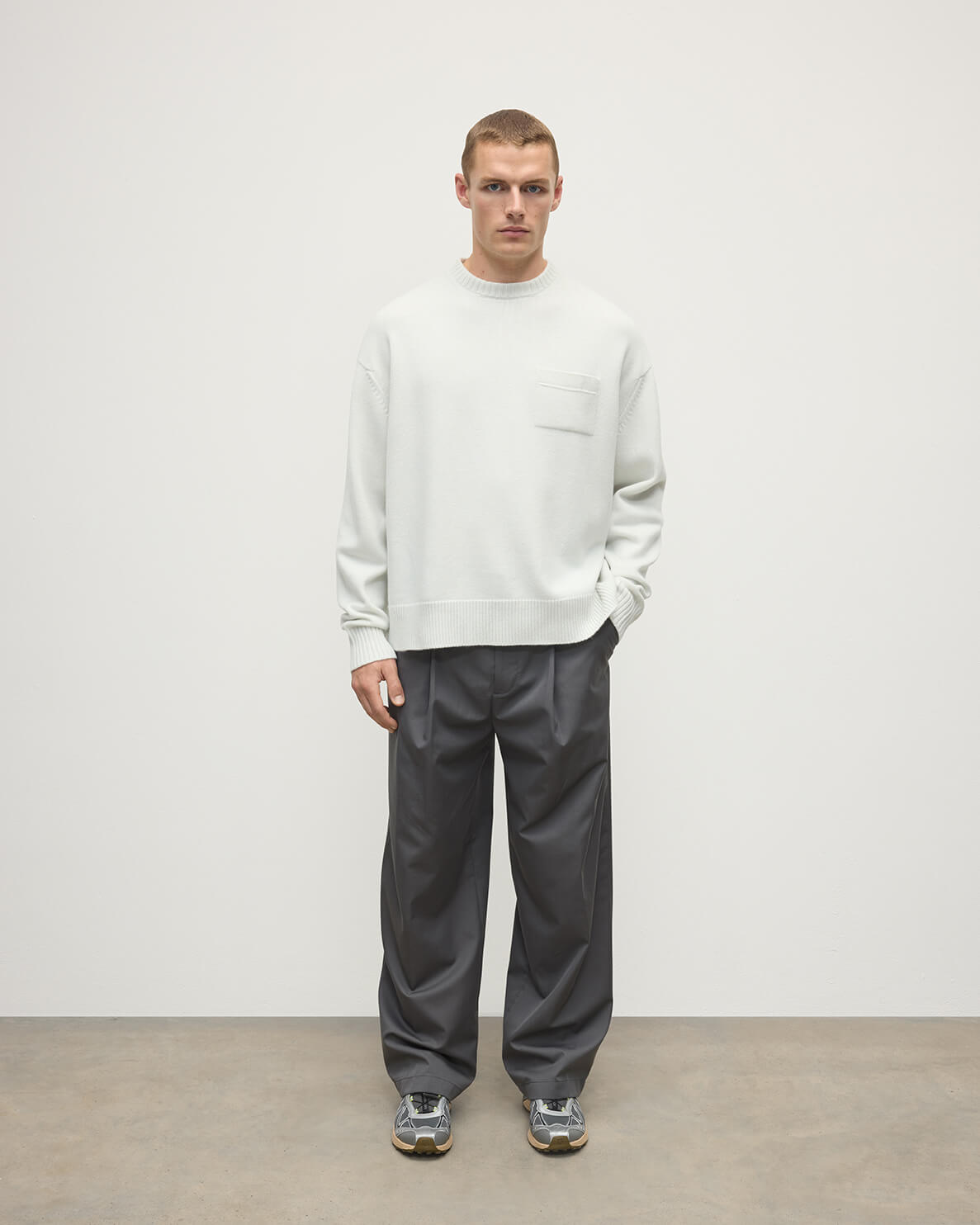 Johnstons of Elgin - Oversized White Cashmere Jumper
