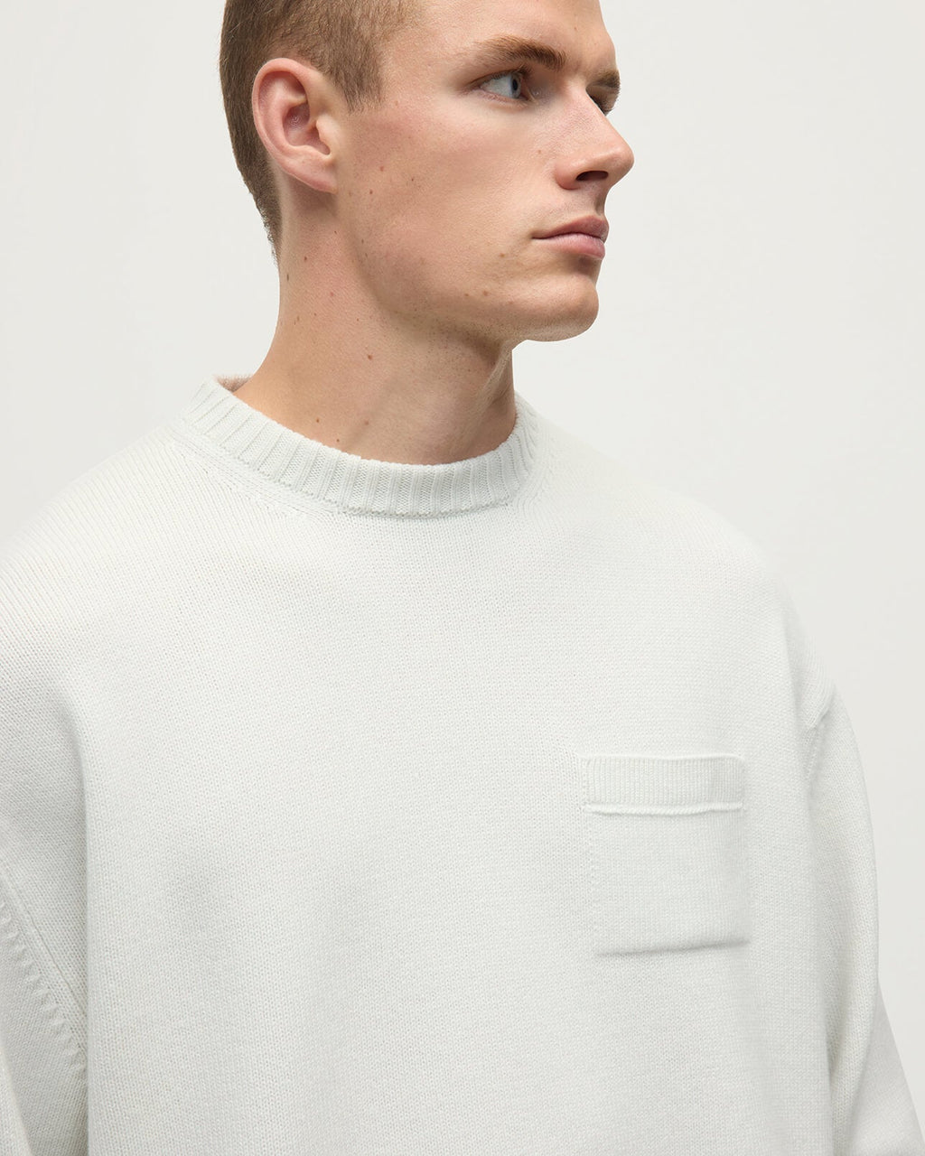 Johnstons of Elgin - Oversized White Cashmere Jumper