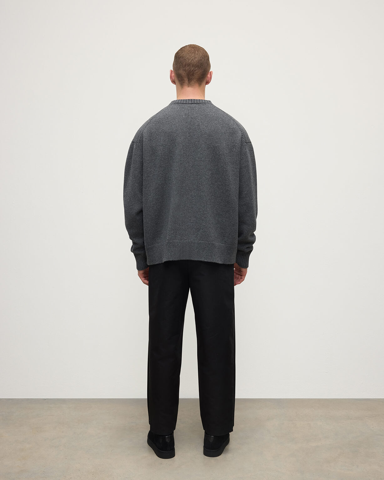 Johnstons of Elgin - Oversized Mid Grey Cashmere Jumper