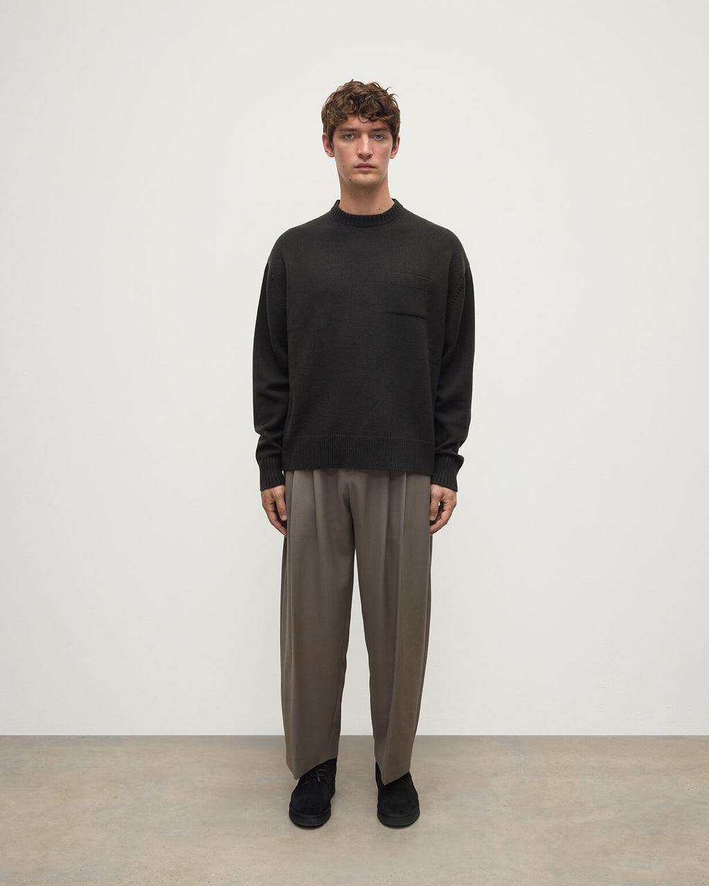 Johnstons of Elgin - Oversized Dark Grey Cashmere Jumper