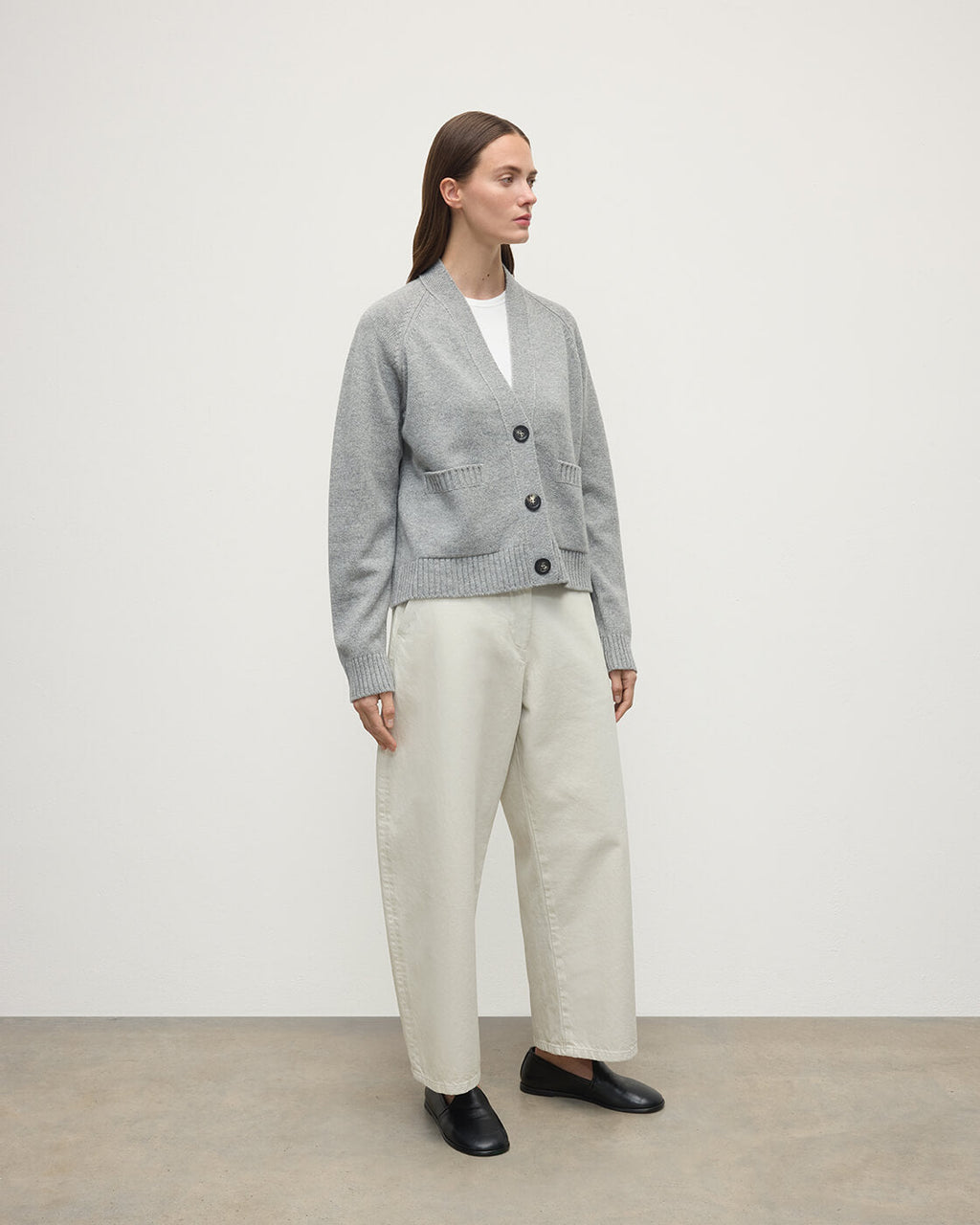 Johnstons of Elgin - Relaxed Fit Light Grey Cashmere Cardigan