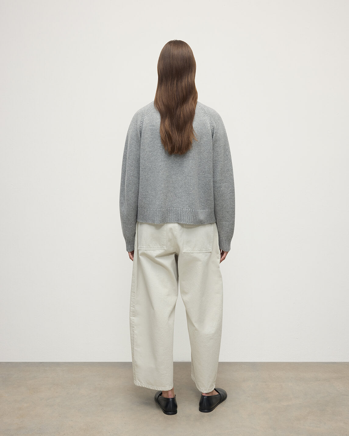Johnstons of Elgin - Relaxed Fit Light Grey Cashmere Cardigan