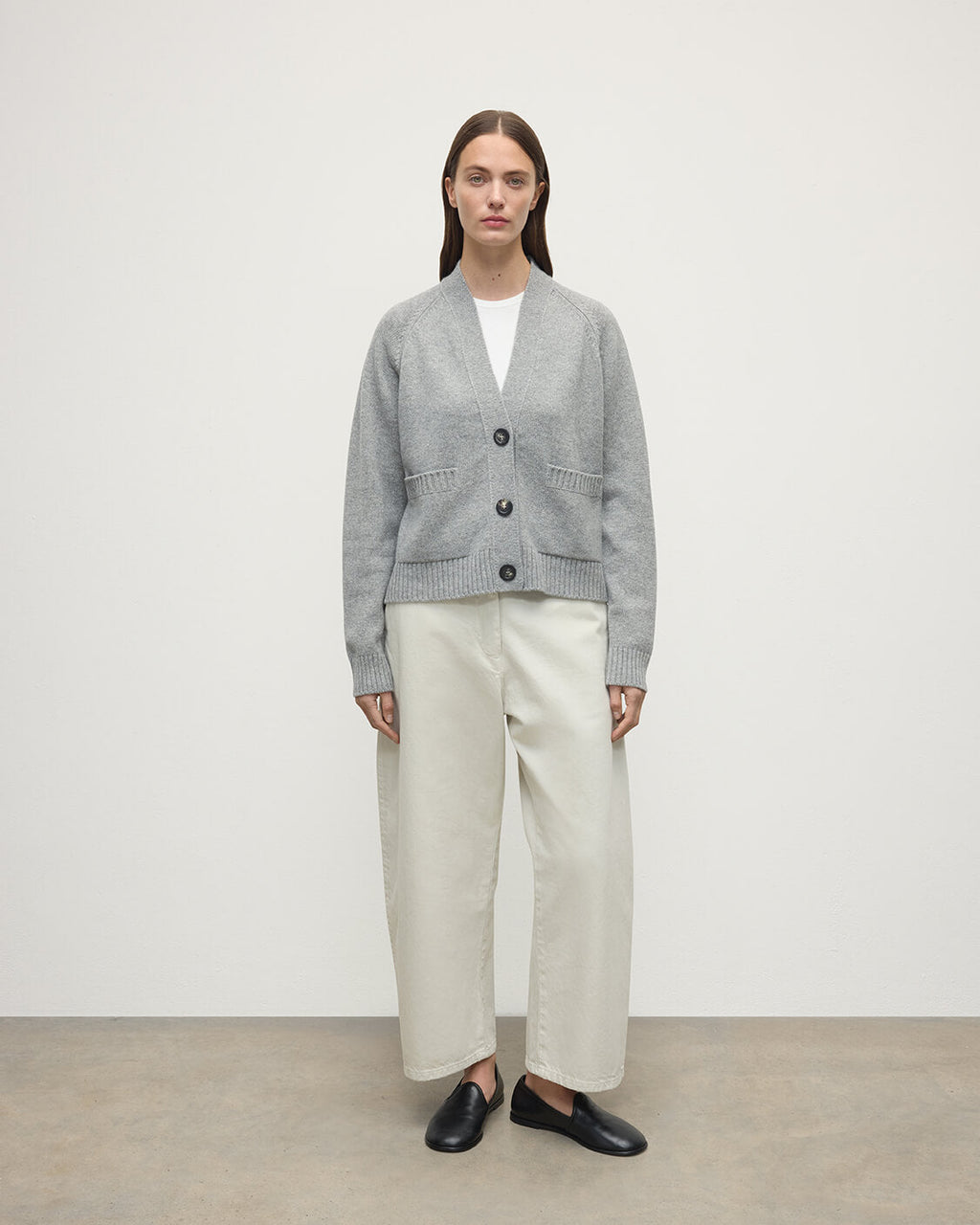 Johnstons of Elgin - Relaxed Fit Light Grey Cashmere Cardigan