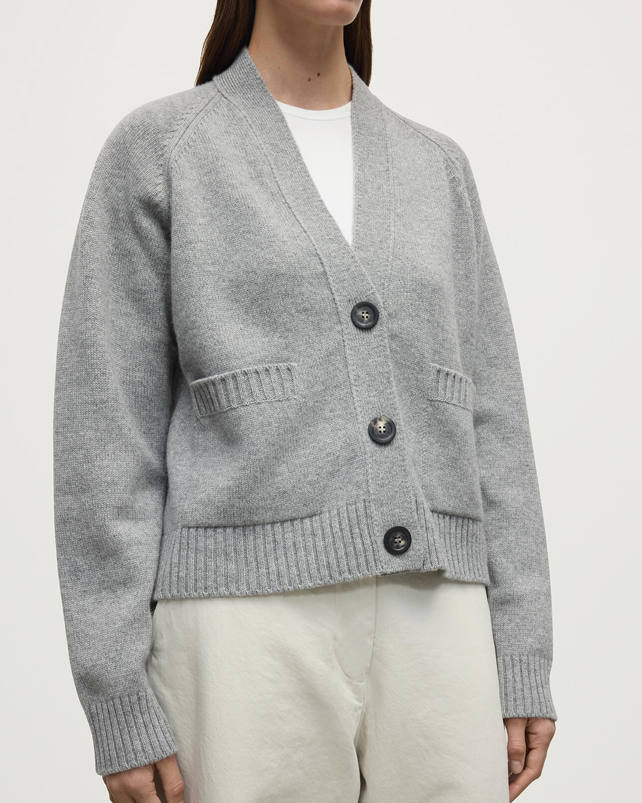 Johnstons of Elgin - Relaxed Fit Light Grey Cashmere Cardigan