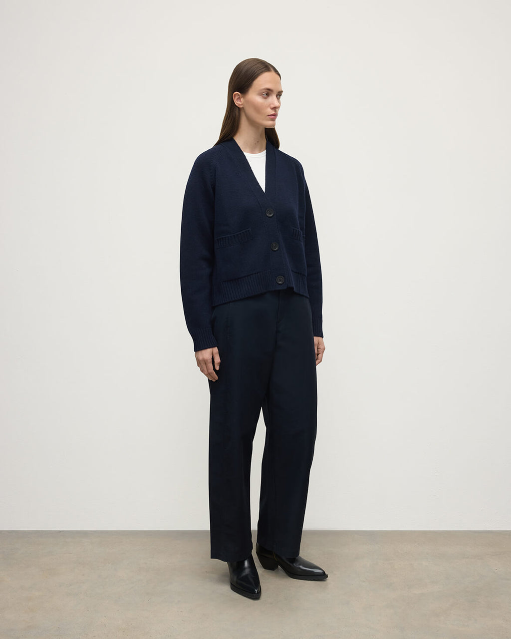 Johnstons of Elgin - Relaxed Fit Dark Navy Cashmere Cardigan