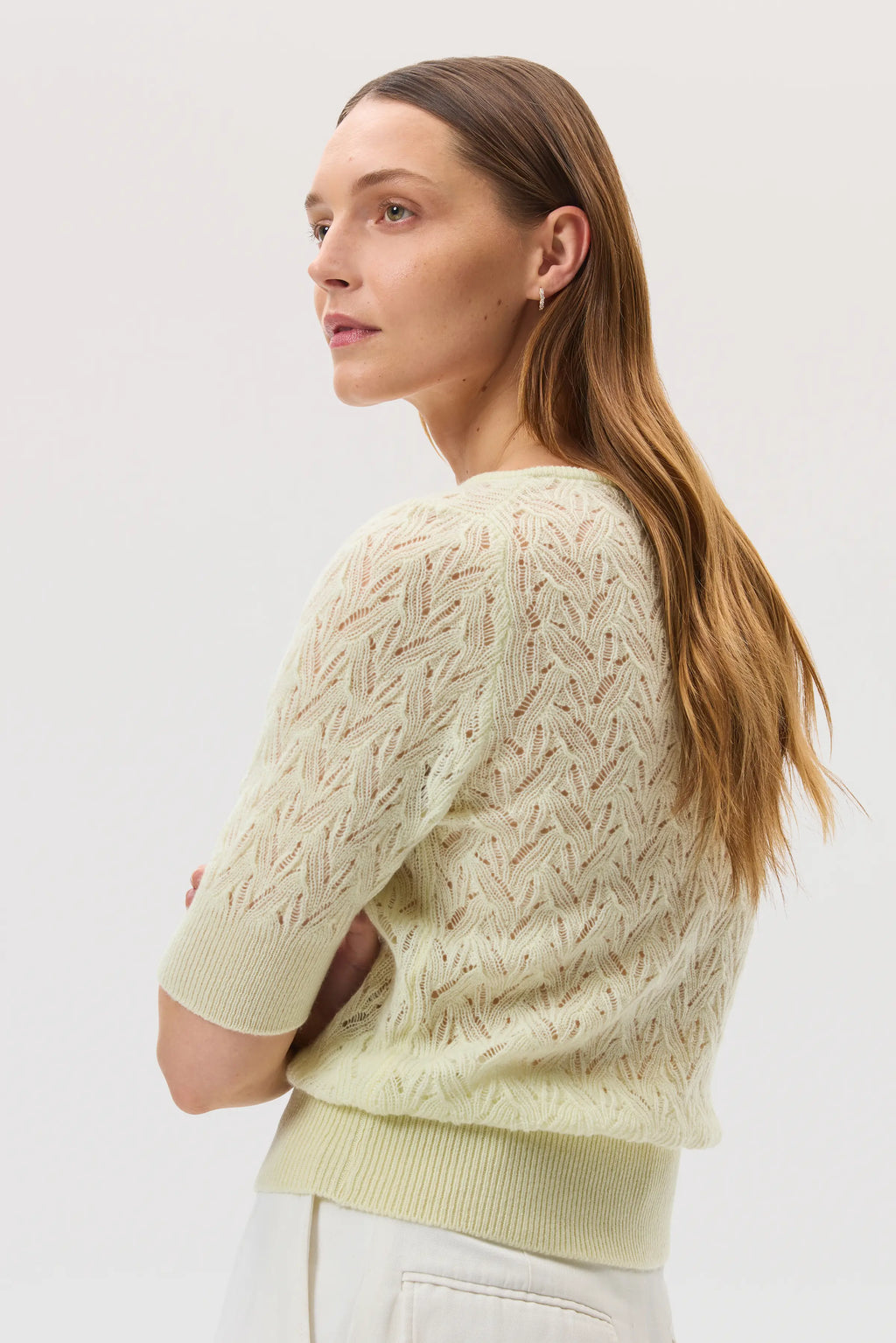 Johnstons of Elgin - Feather Lace Light Yellow Cashmere Jumper