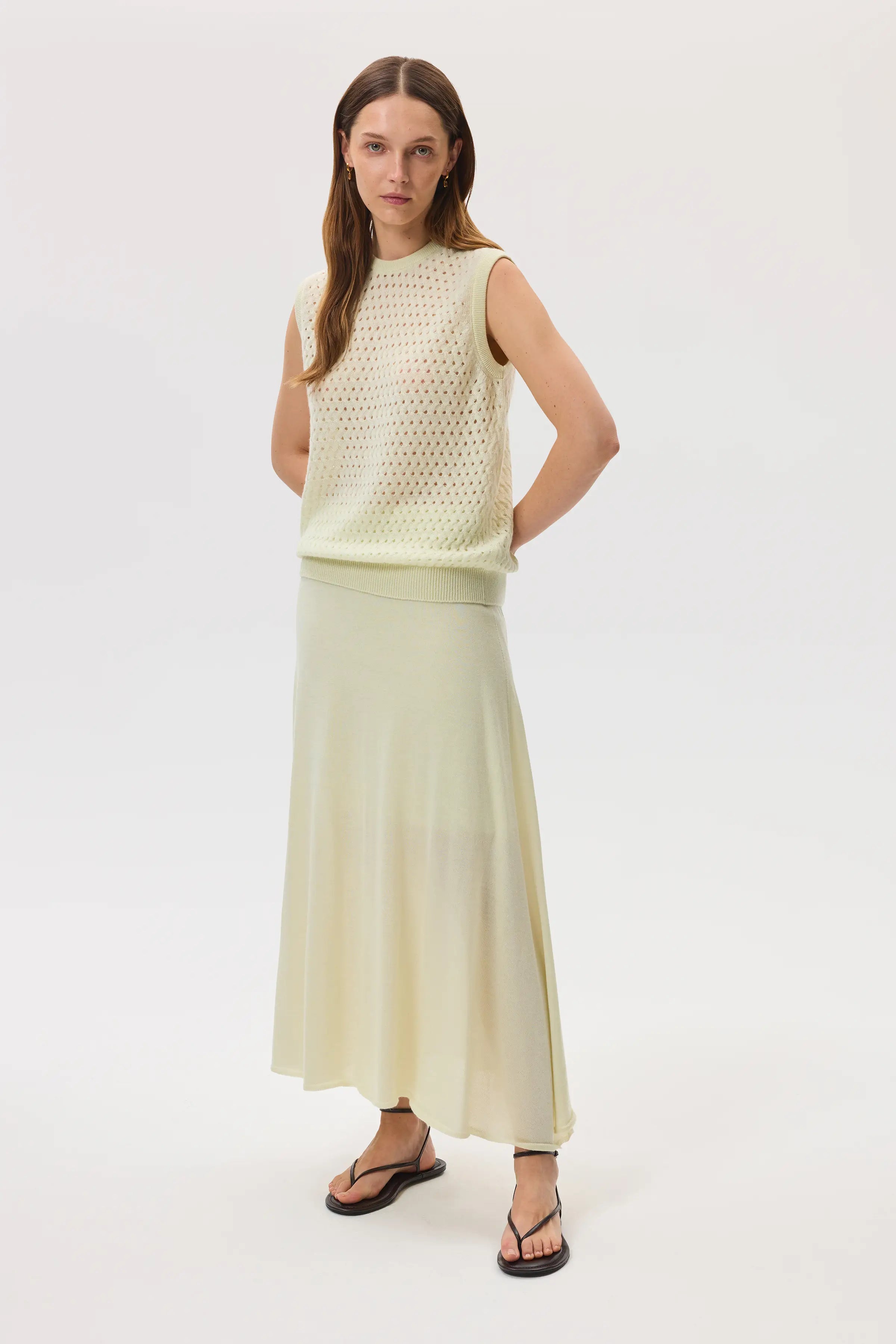Johnstons of Elgin - Open Basketweave Light Yellow Cashmere Tank