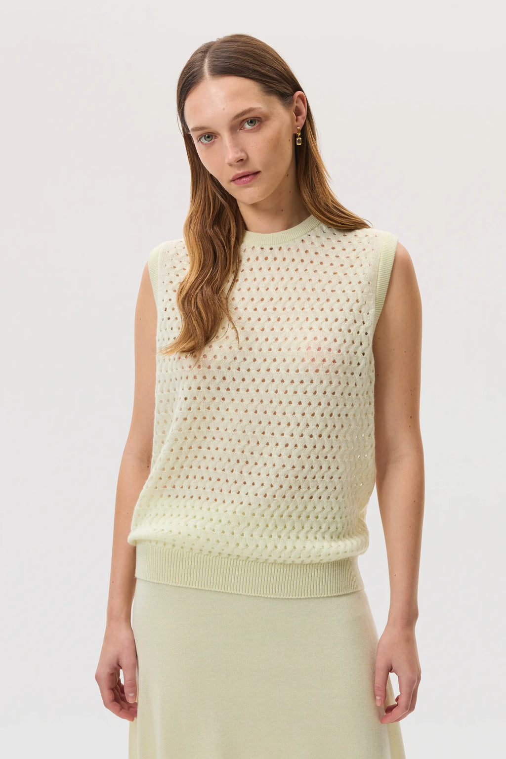Johnstons of Elgin - Open Basketweave Light Yellow Cashmere Tank