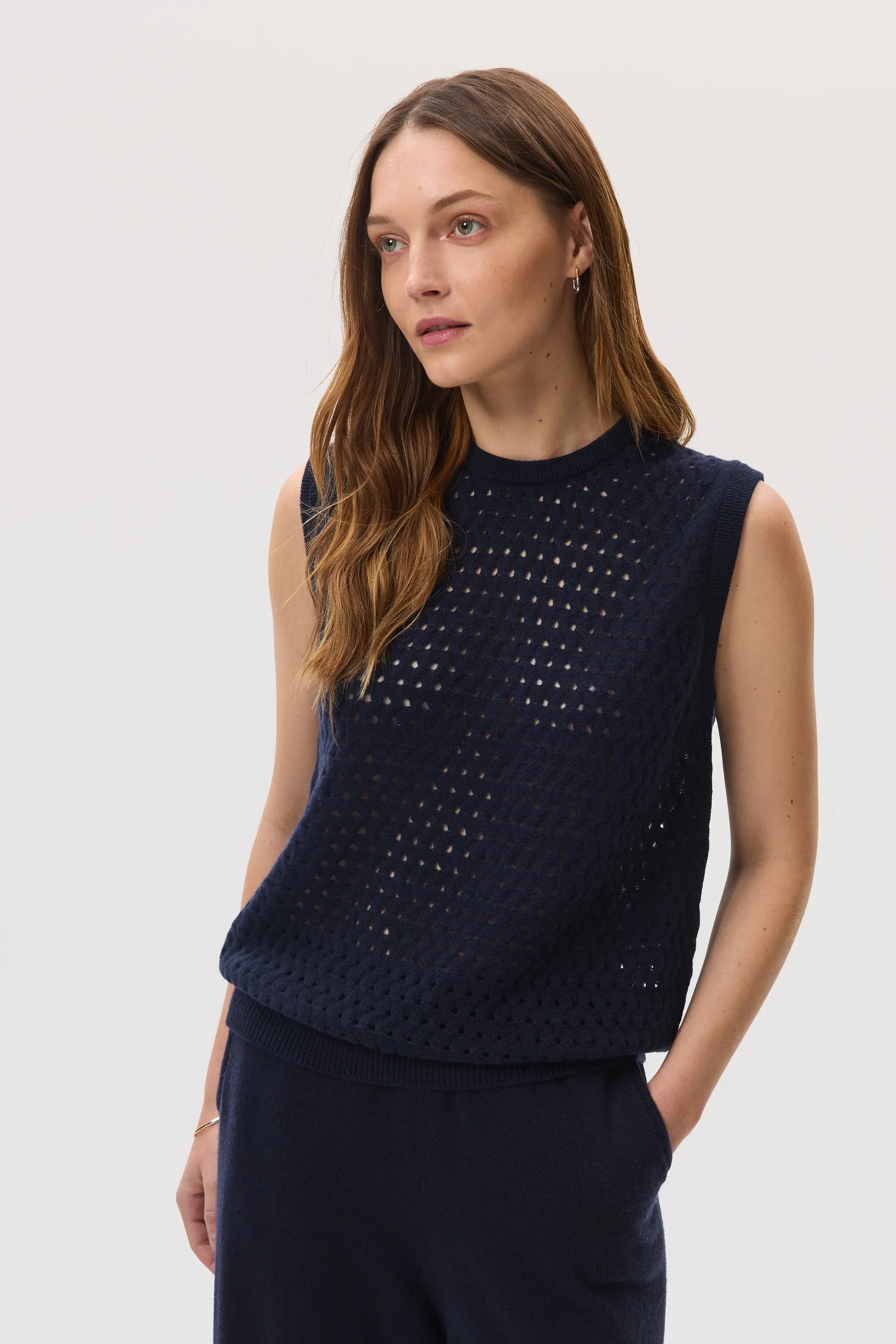 Johnstons of Elgin - Open Basketweave Dark Navy Cashmere Tank