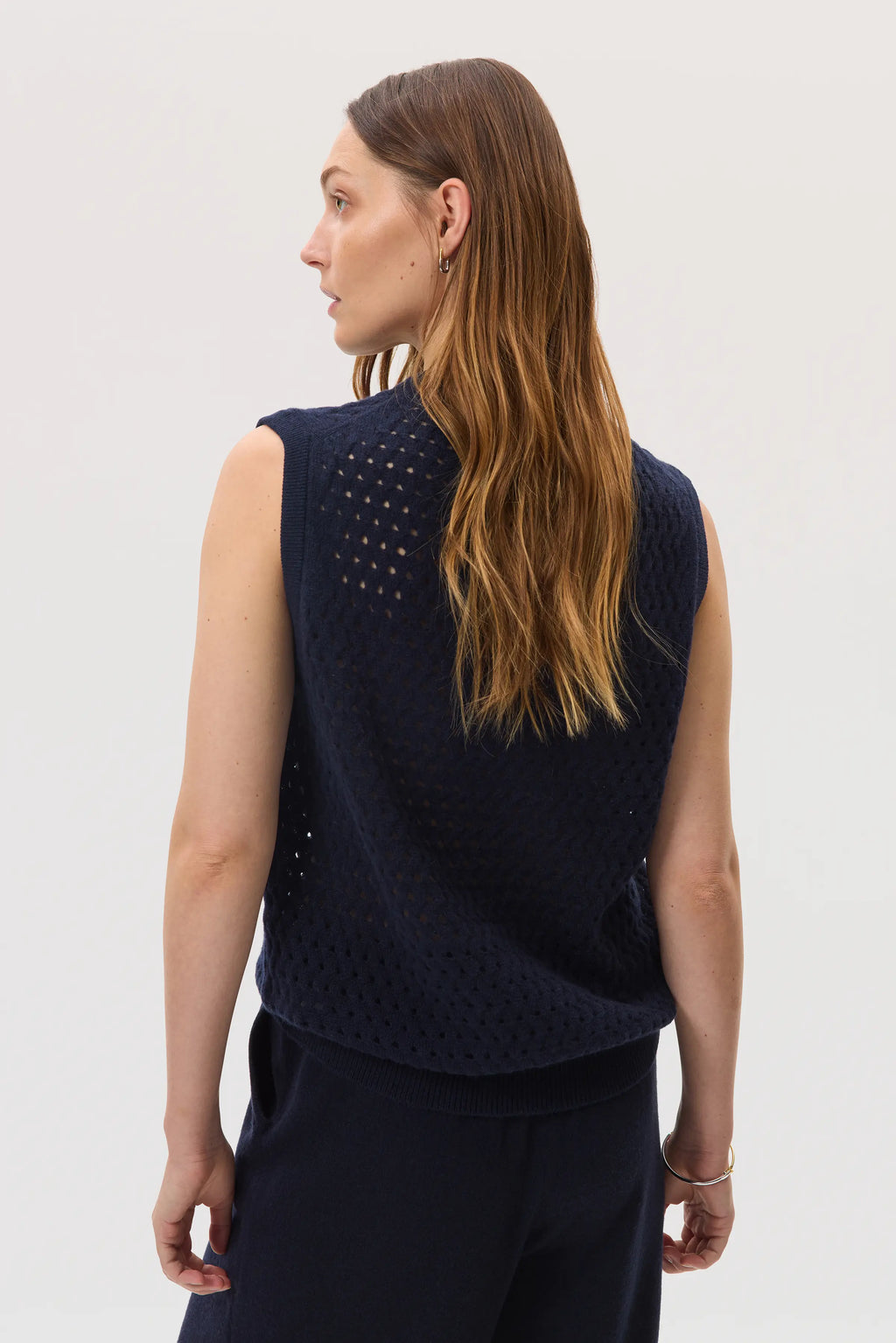 Johnstons of Elgin - Open Basketweave Dark Navy Cashmere Tank