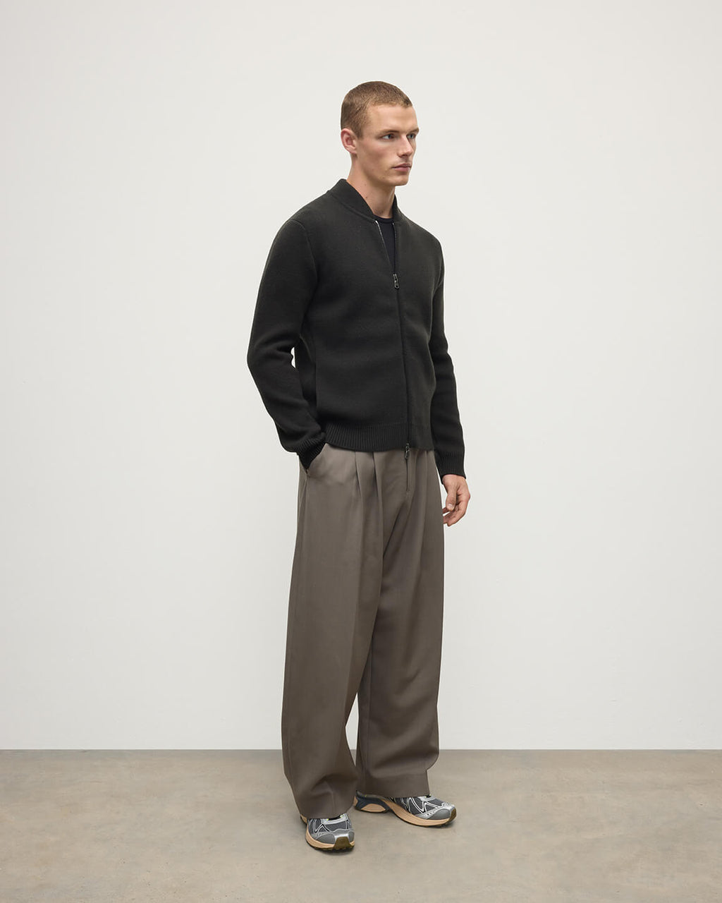 Johnstons of Elgin - Cashmere Milano Stitch Dark Grey Zip Jacket