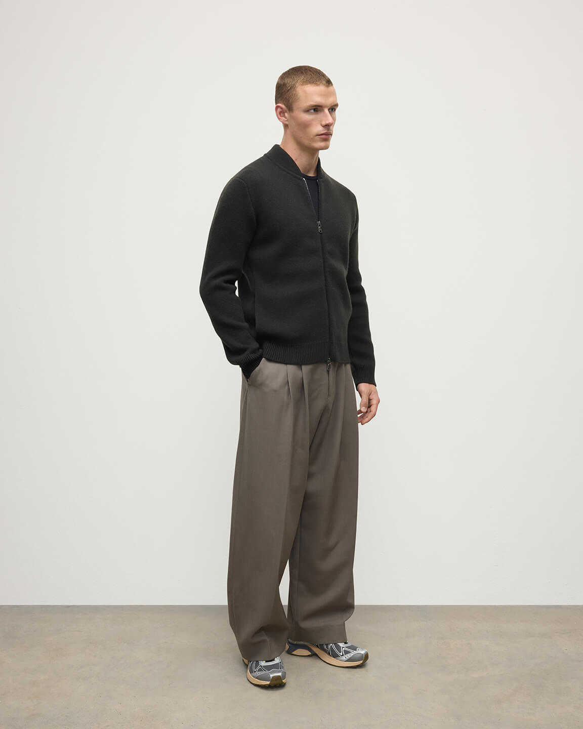 Johnstons of Elgin - Cashmere Milano Stitch Dark Grey Zip Jacket