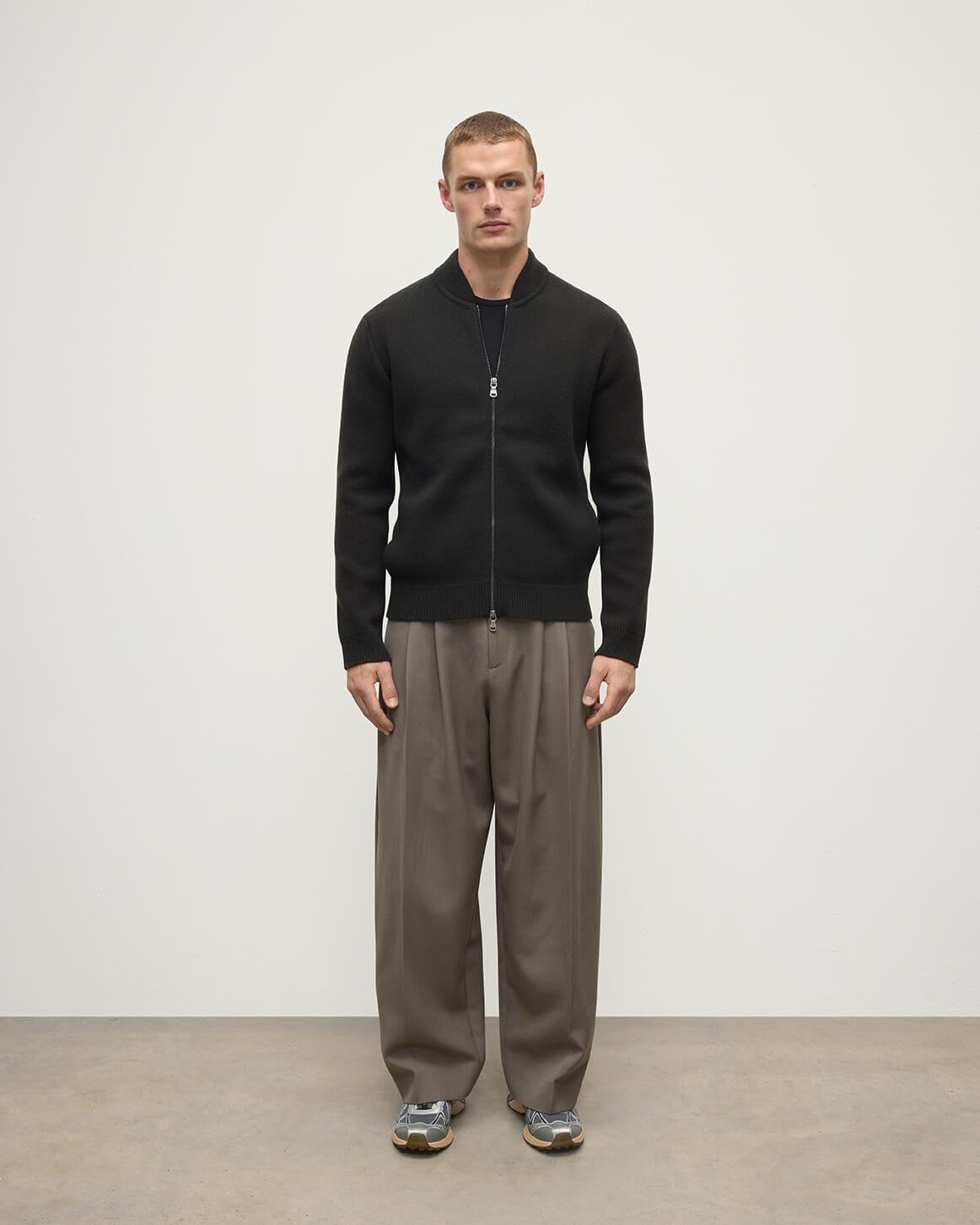 Johnstons of Elgin - Cashmere Milano Stitch Dark Grey Zip Jacket
