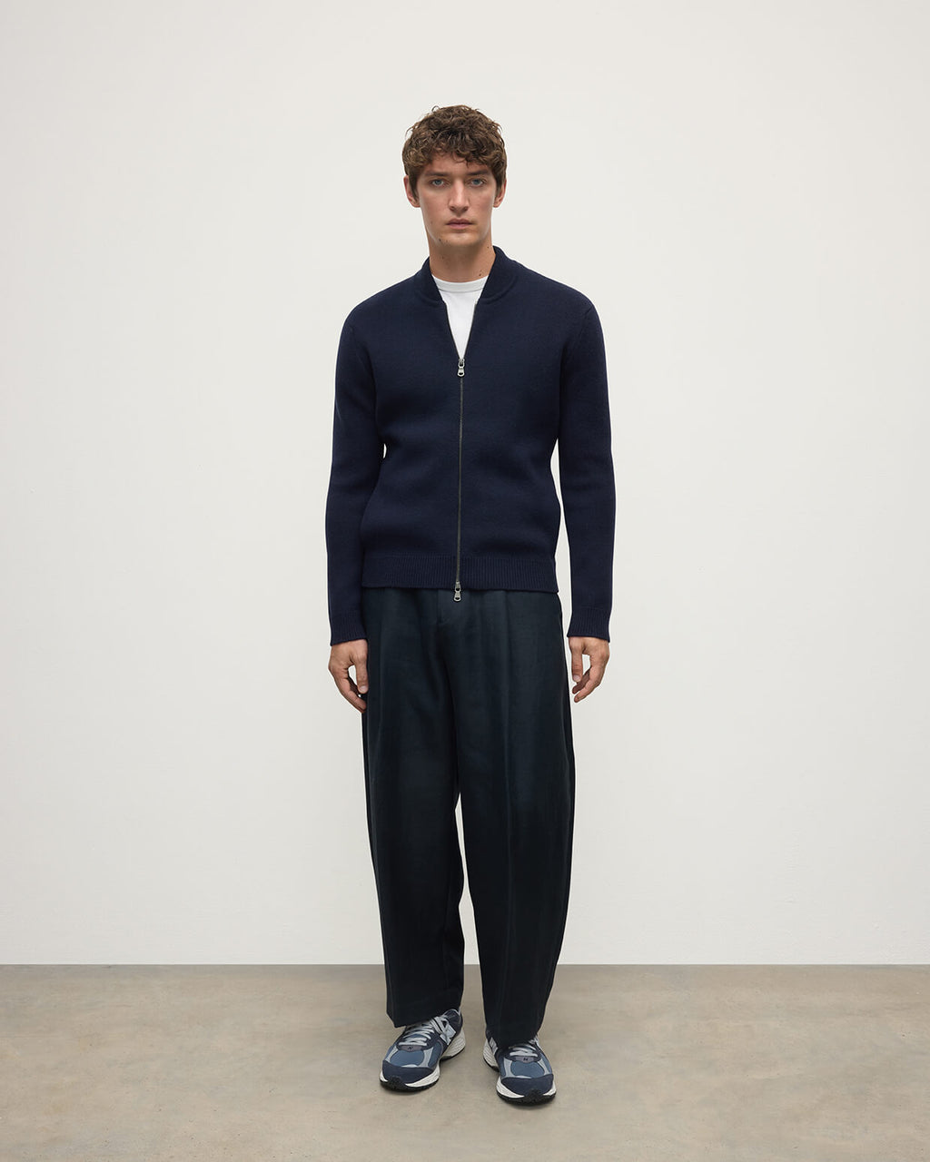 Johnstons of Elgin - Cashmere Milano Stitch Dark Navy Zip Jacket