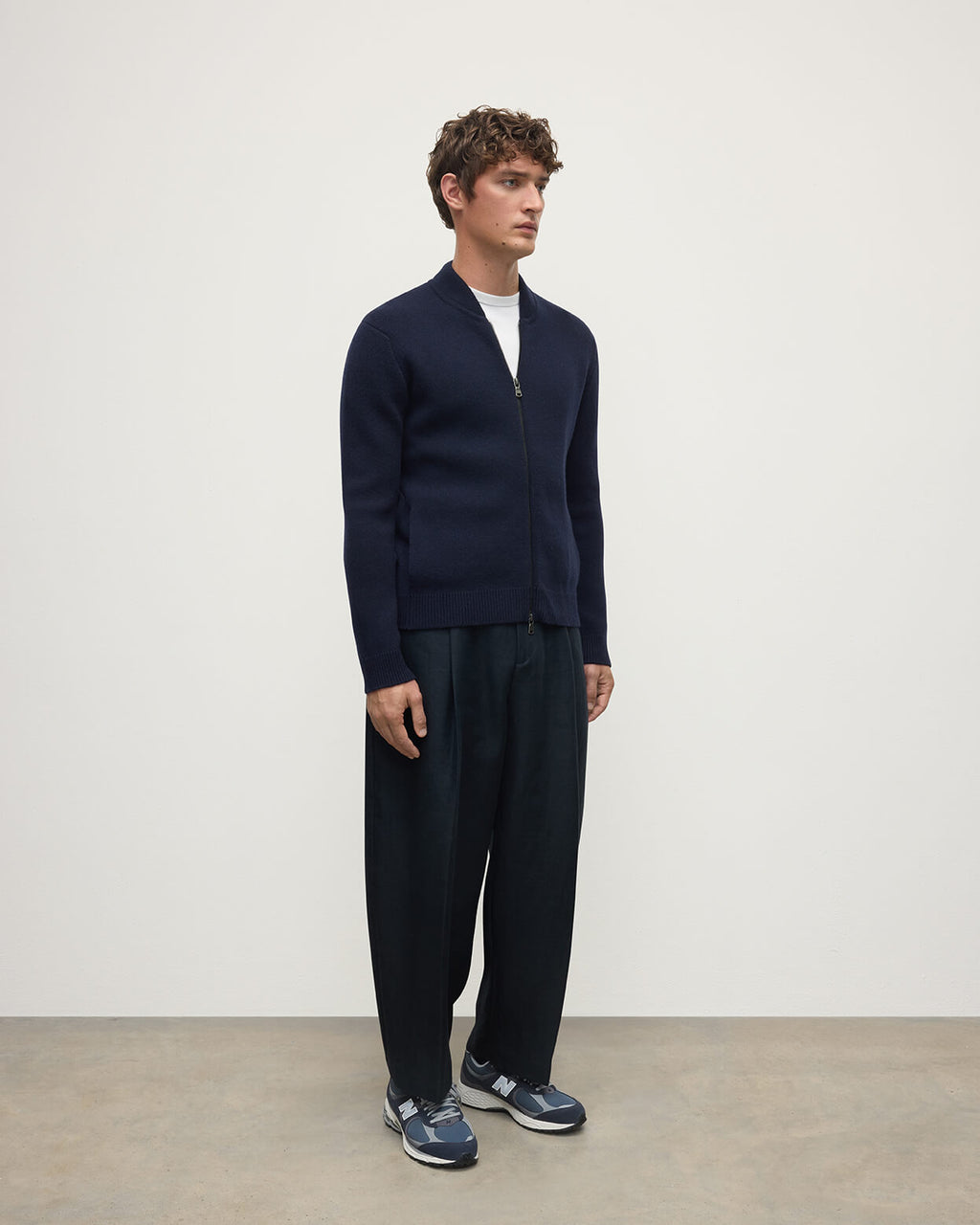 Johnstons of Elgin - Cashmere Milano Stitch Dark Navy Zip Jacket