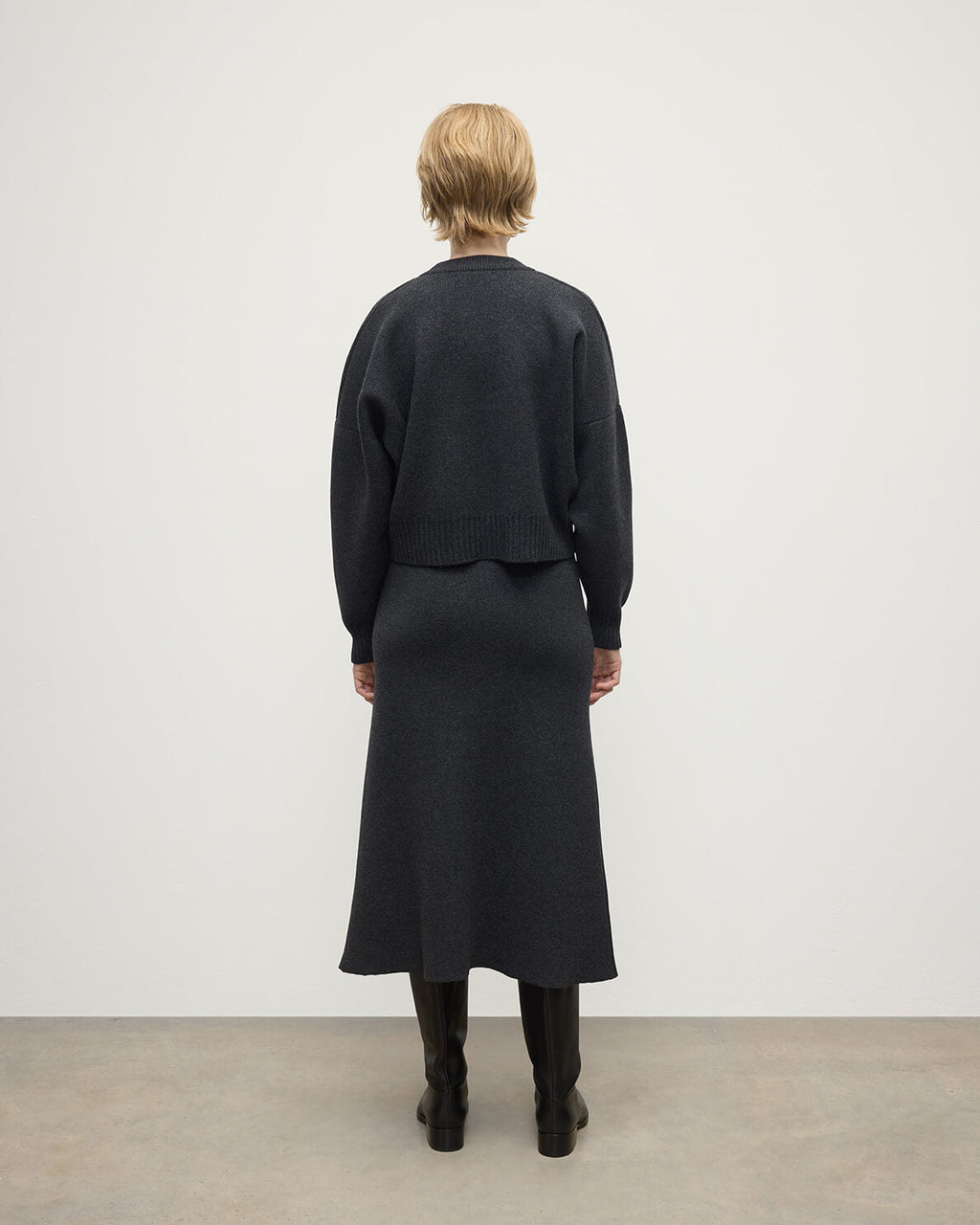 Johnstons of Elgin - A - Line Milano Dark Grey Cashmere Skirt