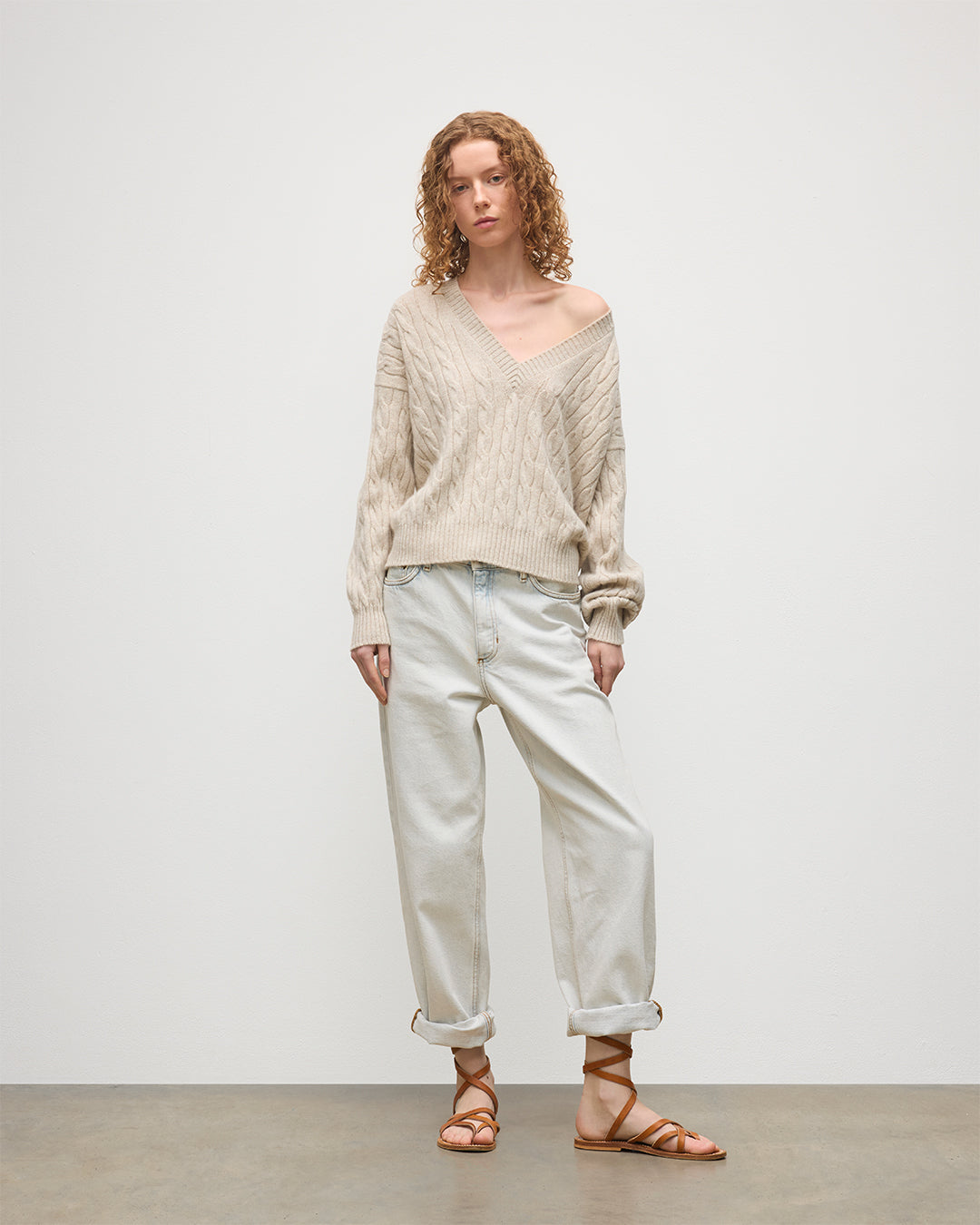 Johnstons of Elgin - Kylesku Cream Deep V Cashmere Jumper